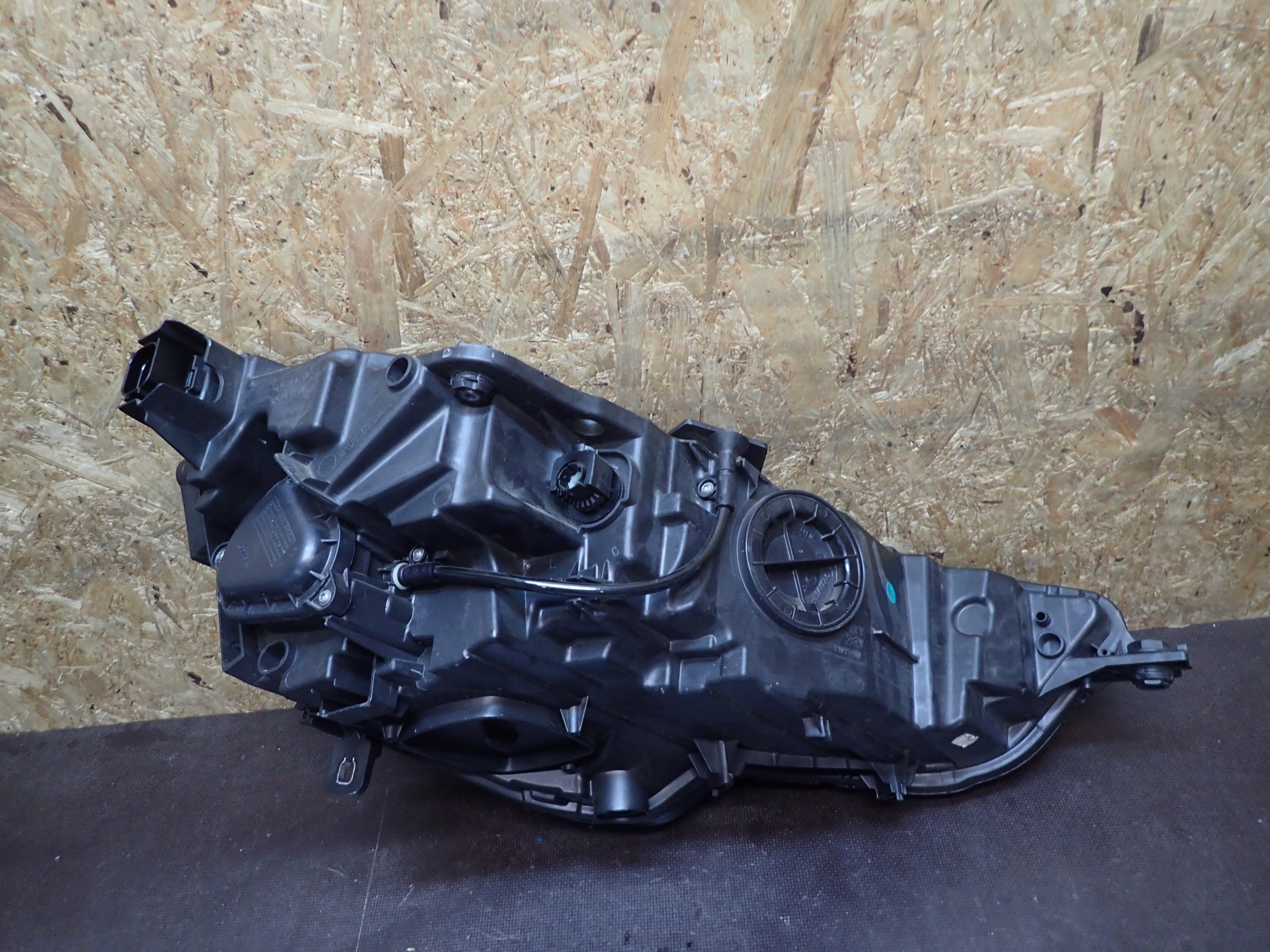 light front left AUDI A3 FULL LED 8Y0941011