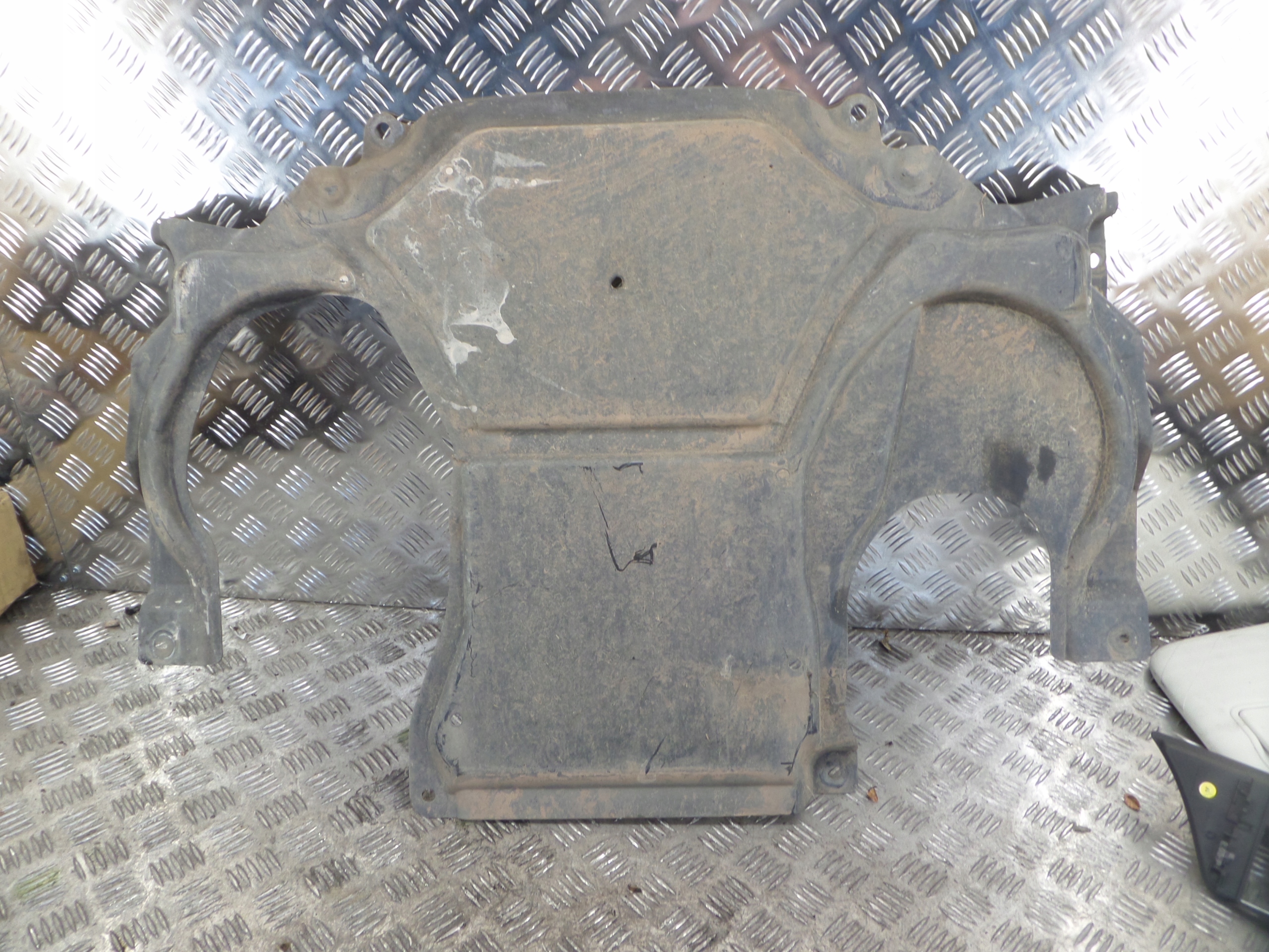 MERCEDES W204 cover gearboxes A2045243530