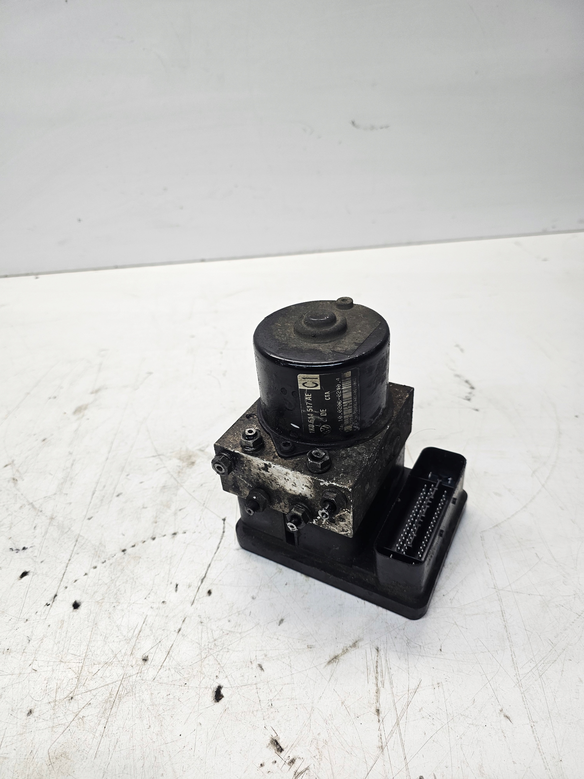 Pompa ABS ESP AUDI VW SEAT 1K0907379AC 1K0614517AE