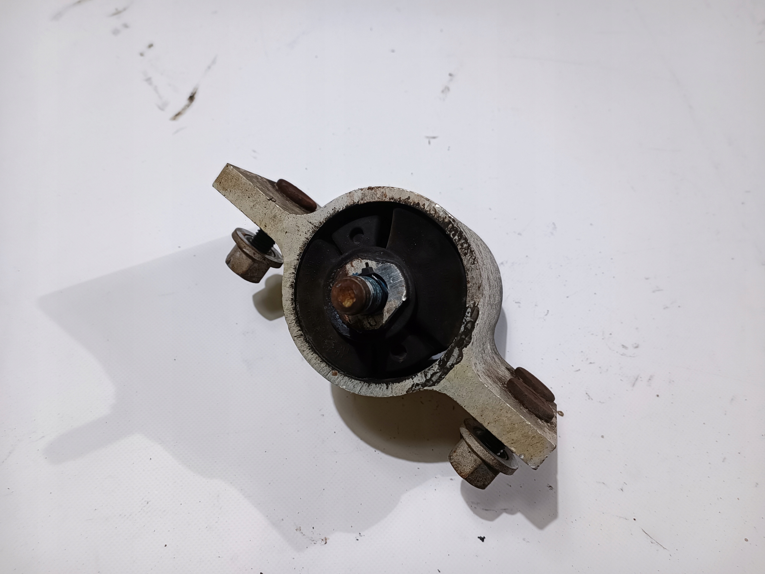 airbag engine mount left Ford F250 F350 6.7 2017