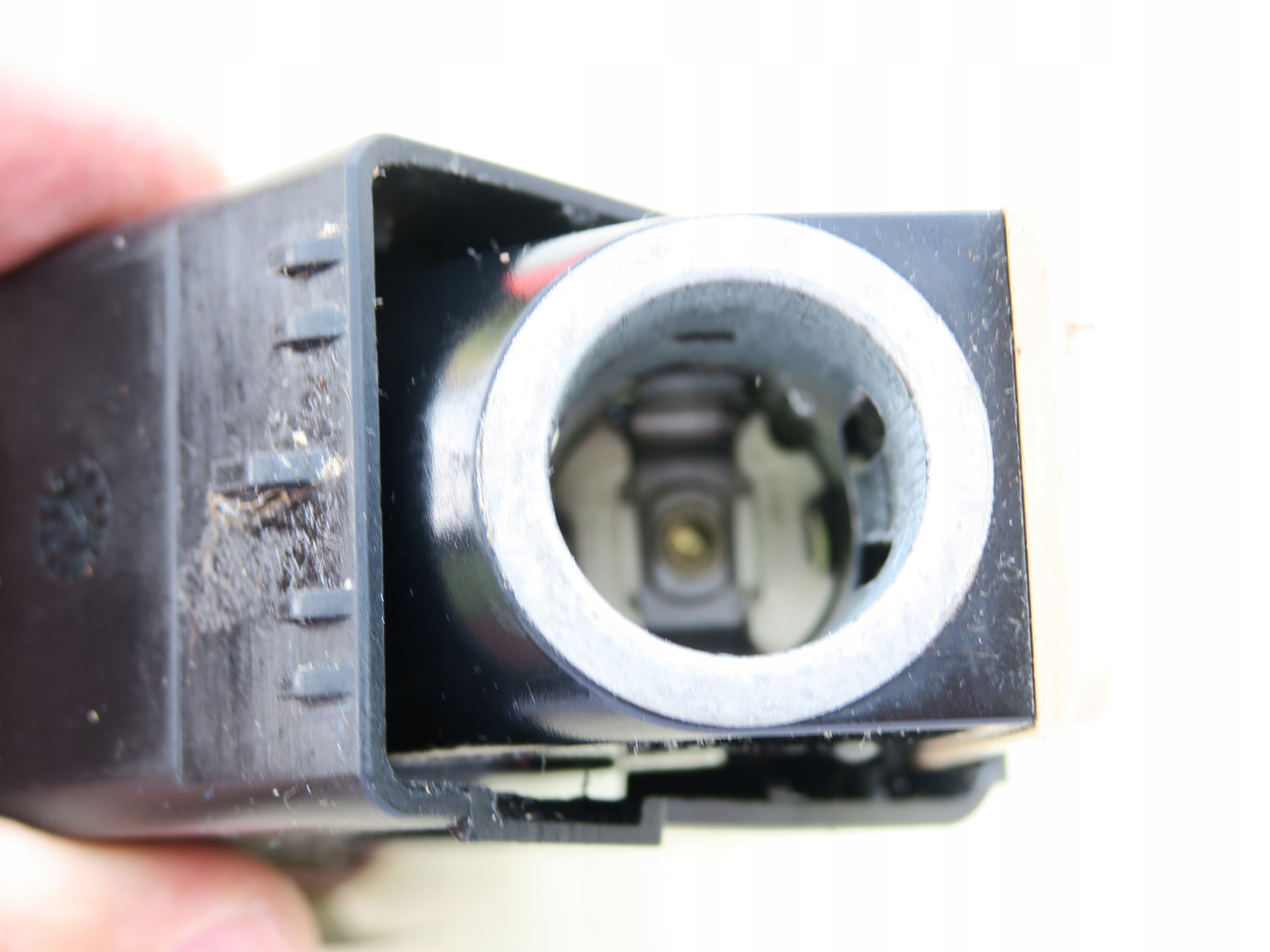 ZAPALNICZKA PODŁOKIETNIKA BEŻOWA VW PASSAT B5 FL 01-05 Typ samochodu Samochody osobowe