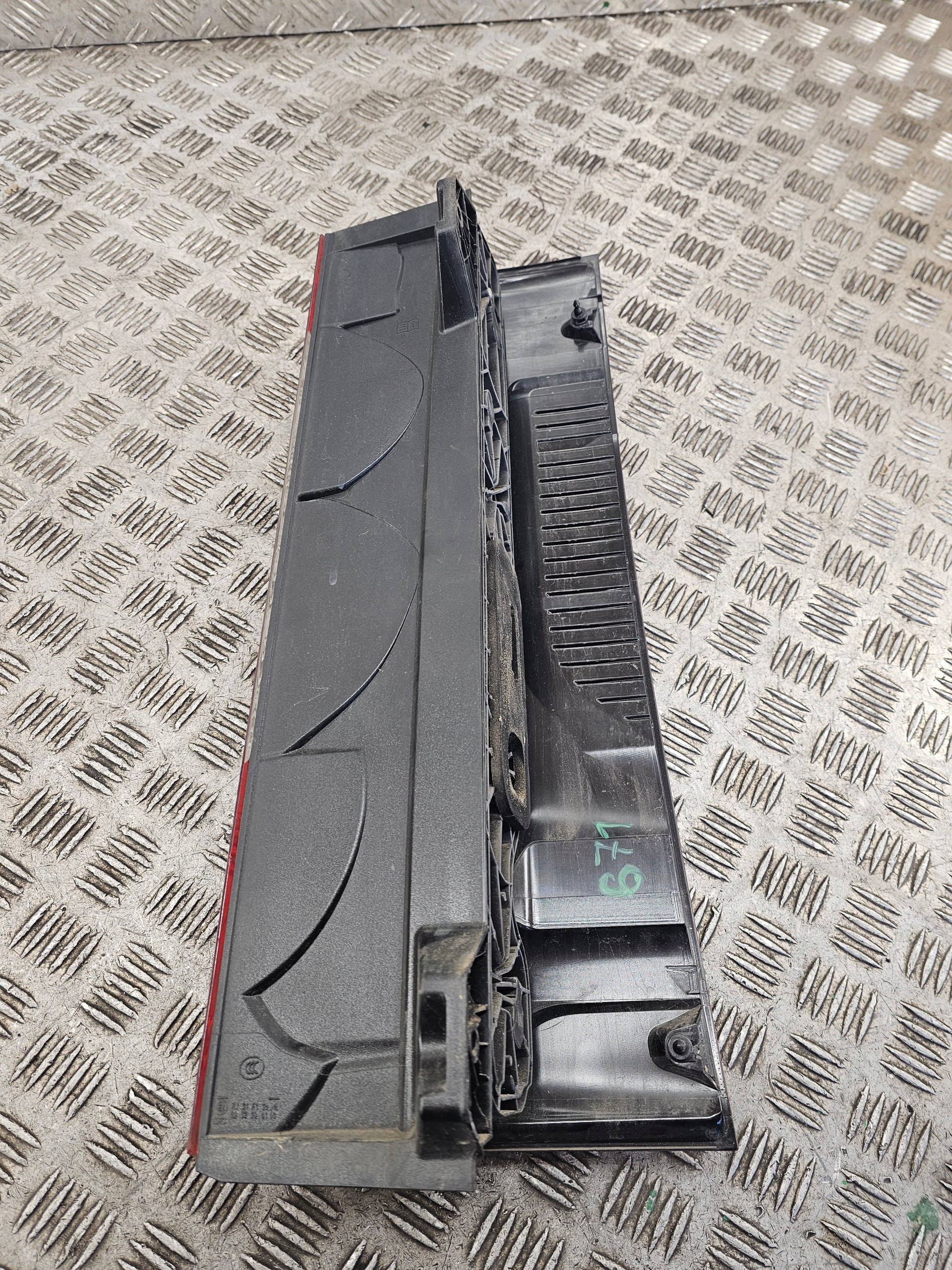 MERCEDES SPRINTER 907 910 18- new light rear part left