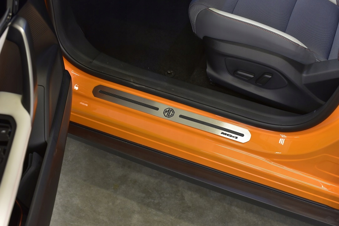 LISTWY DO RANGE ROVER EVOQUE ED4 SD4 COUPE SPORT EAN (GTIN) 5905523072990