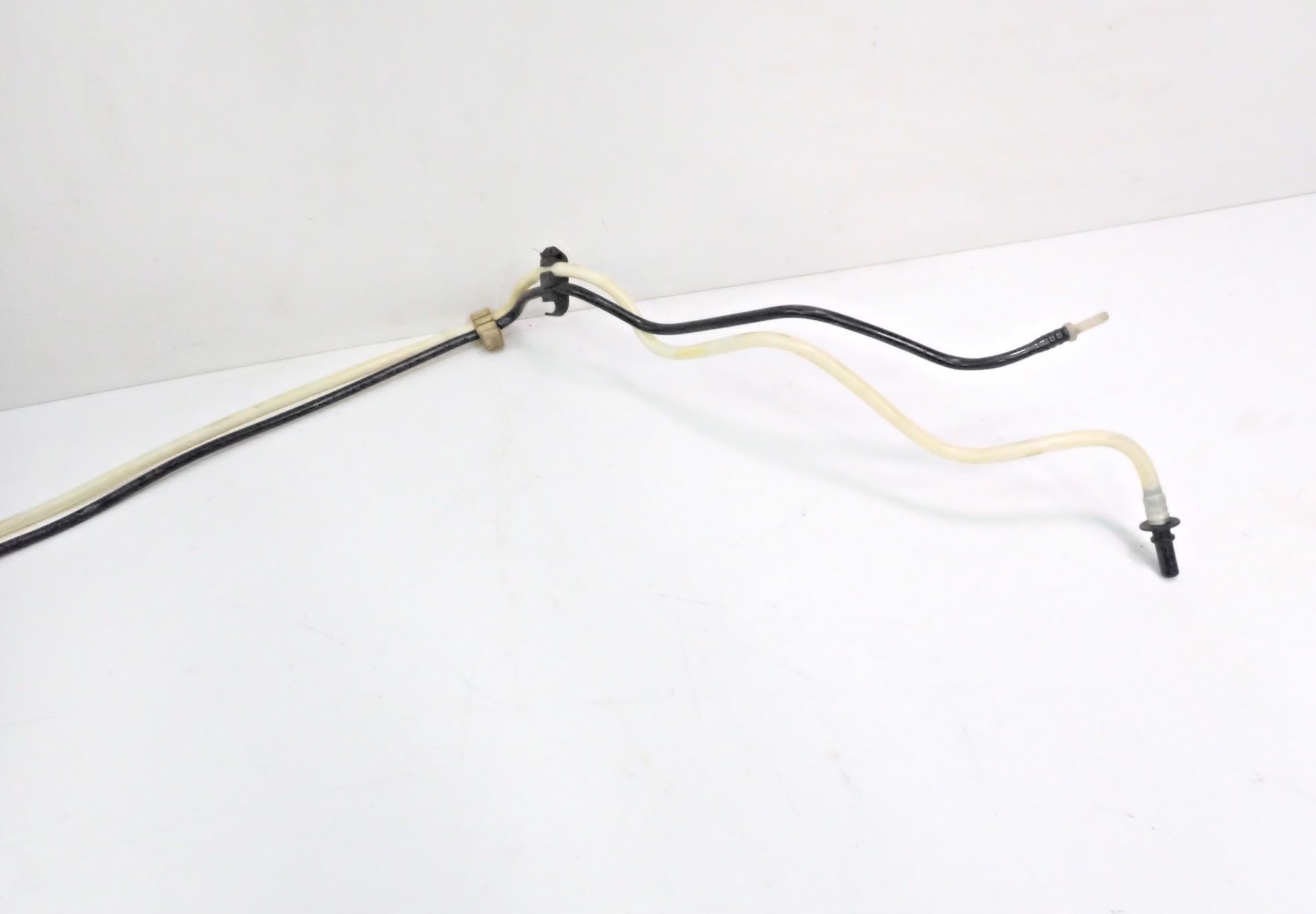 7L8201850 PRZEWODY PALIWOWE 3.6 FSI AUDI Q7 4L Typ samochodu Samochody osobowe