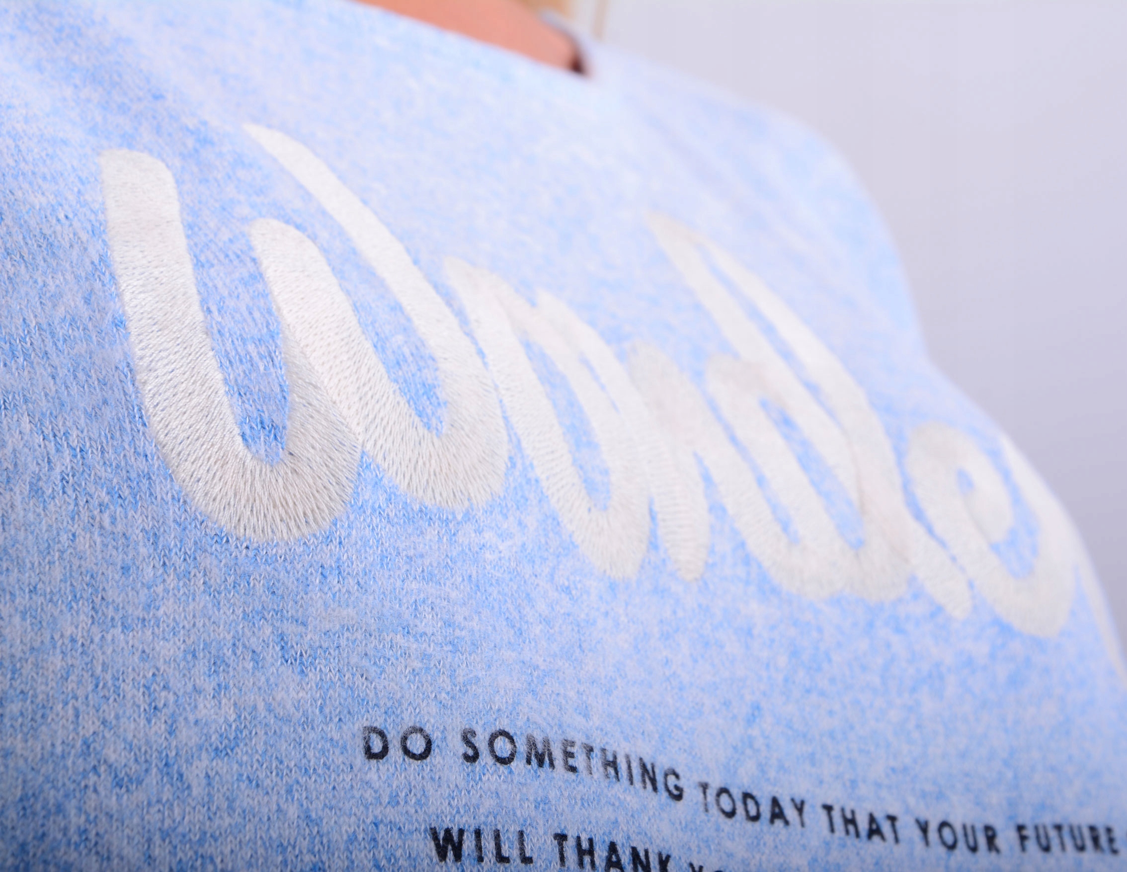 ASYMETRYCZNY SWETER MIŁY WONDER BŁĘKIT TAILOR 625 Rozmiar S