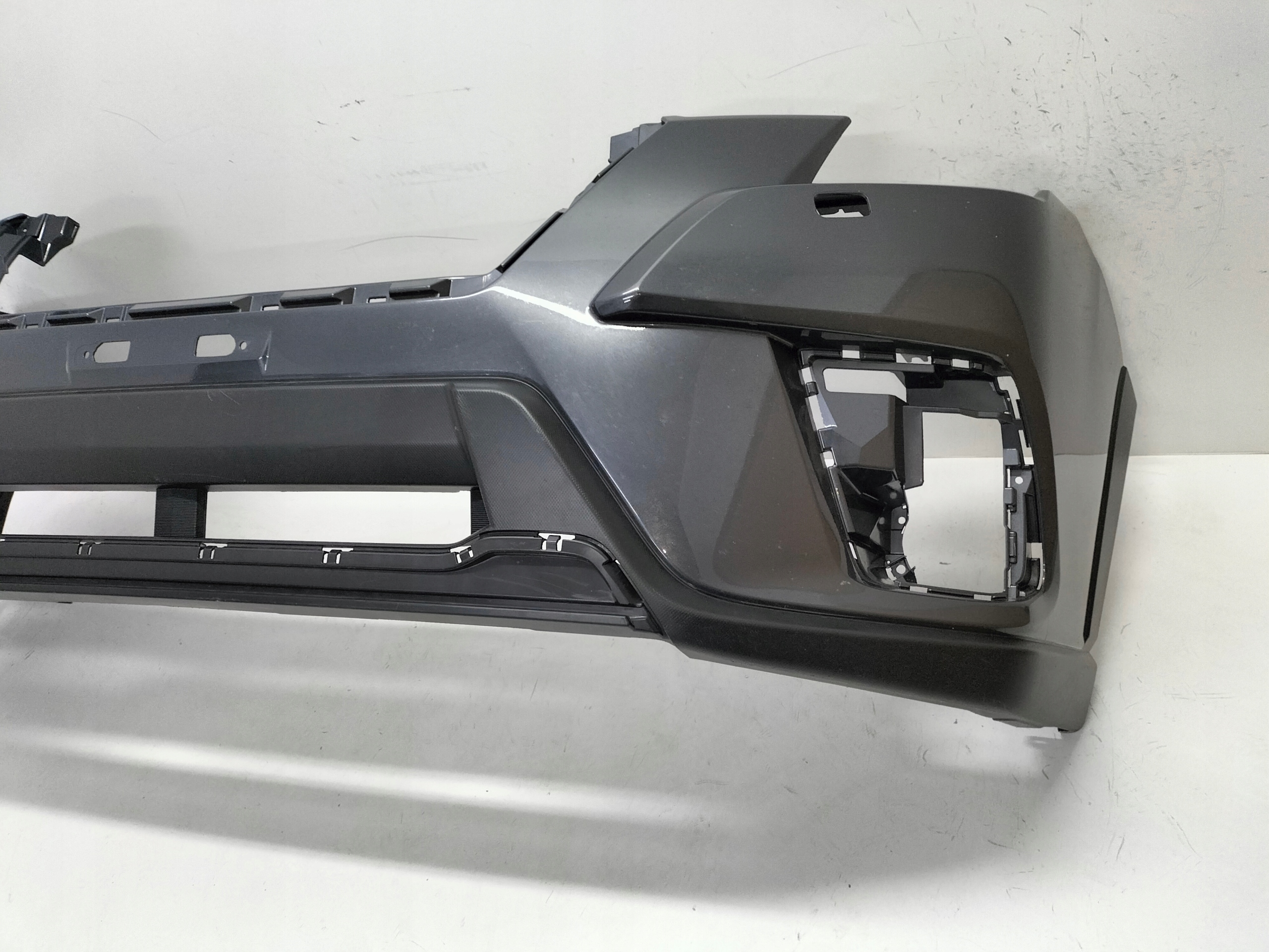 front bumper front SUBARU FORESTER 5 V LIFT 21