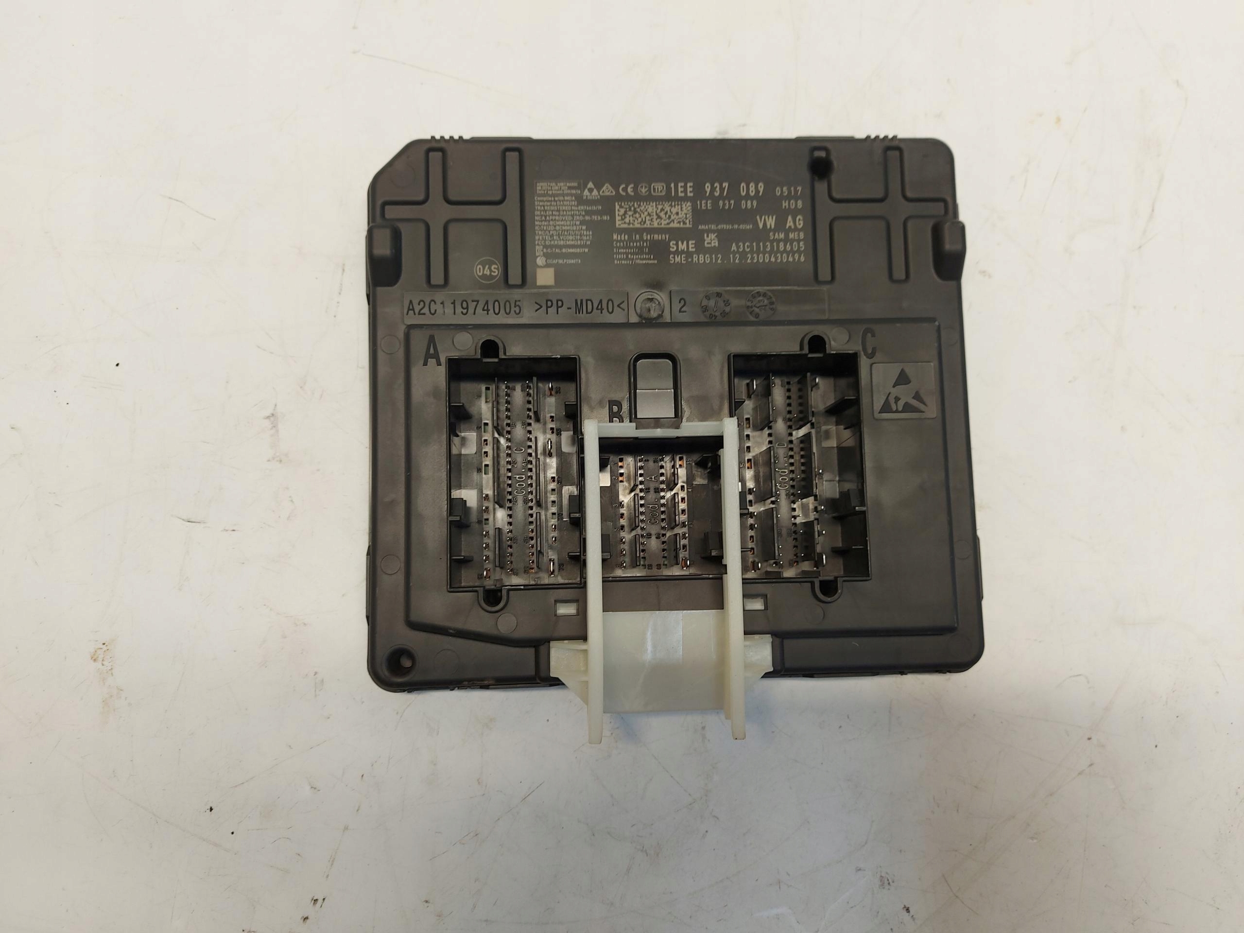 SKODA Enyaq 5LA iV85 module control unit komfortu 1EE937089