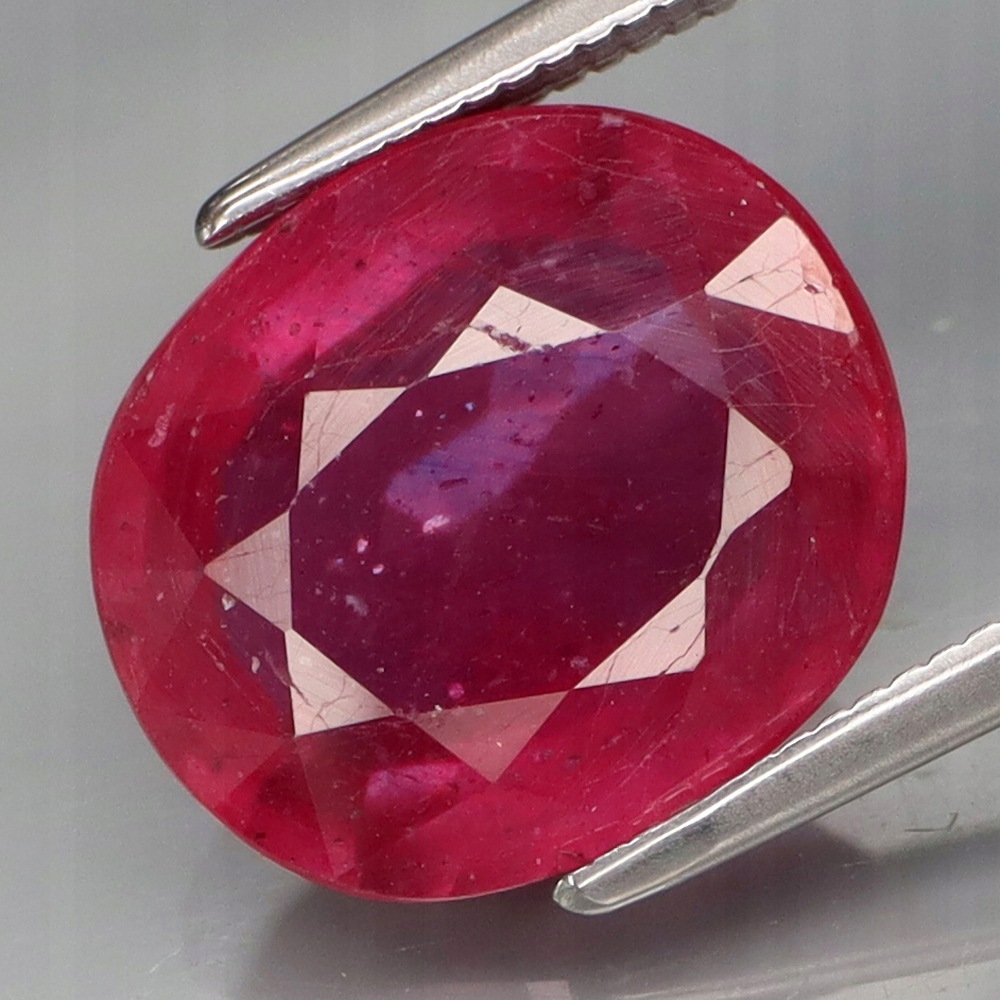 Rubín Přírodní 7,01 ct Ovál na Prstýnek video IRB1038