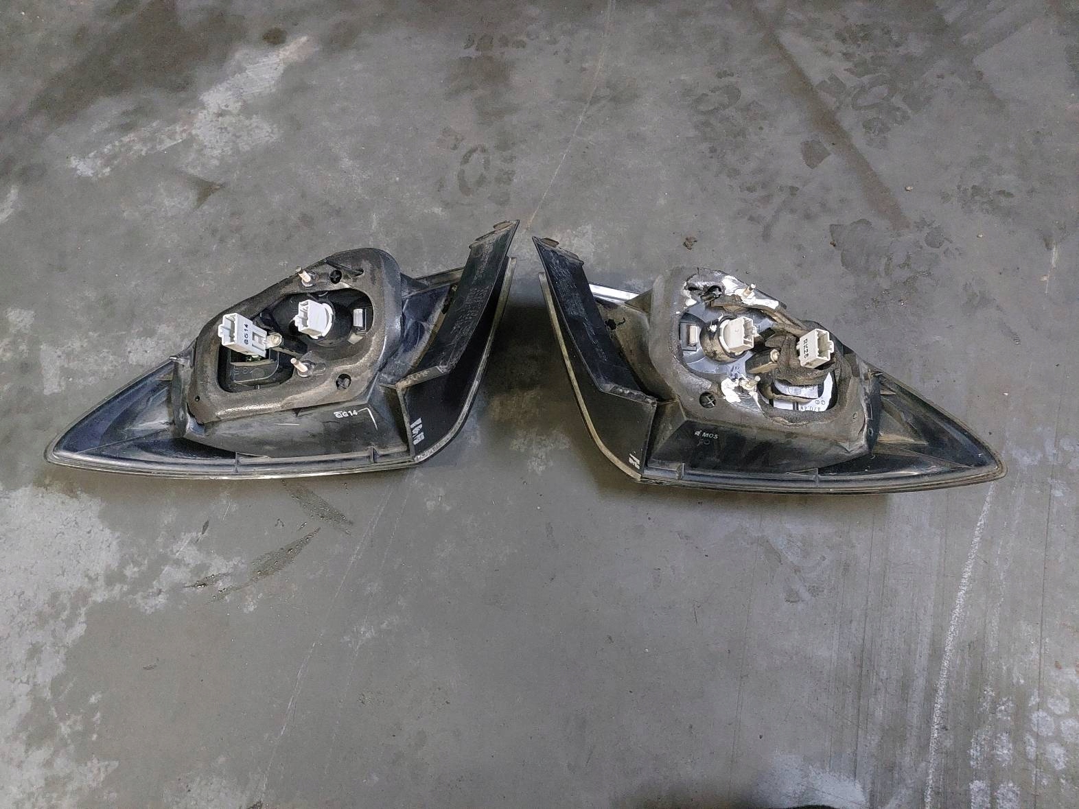 trunk door boot + lights rear part 2SZT MAZDA 3 and 27B