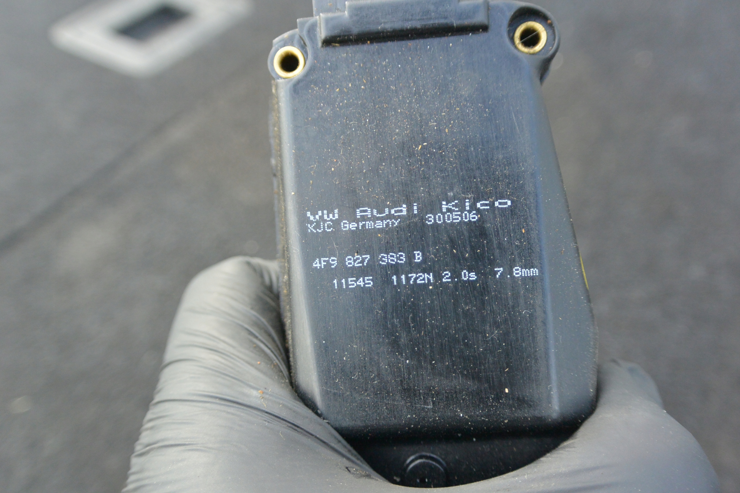 lock RYGIEL bonnet boot DOCIAG AUDI Q7 4L