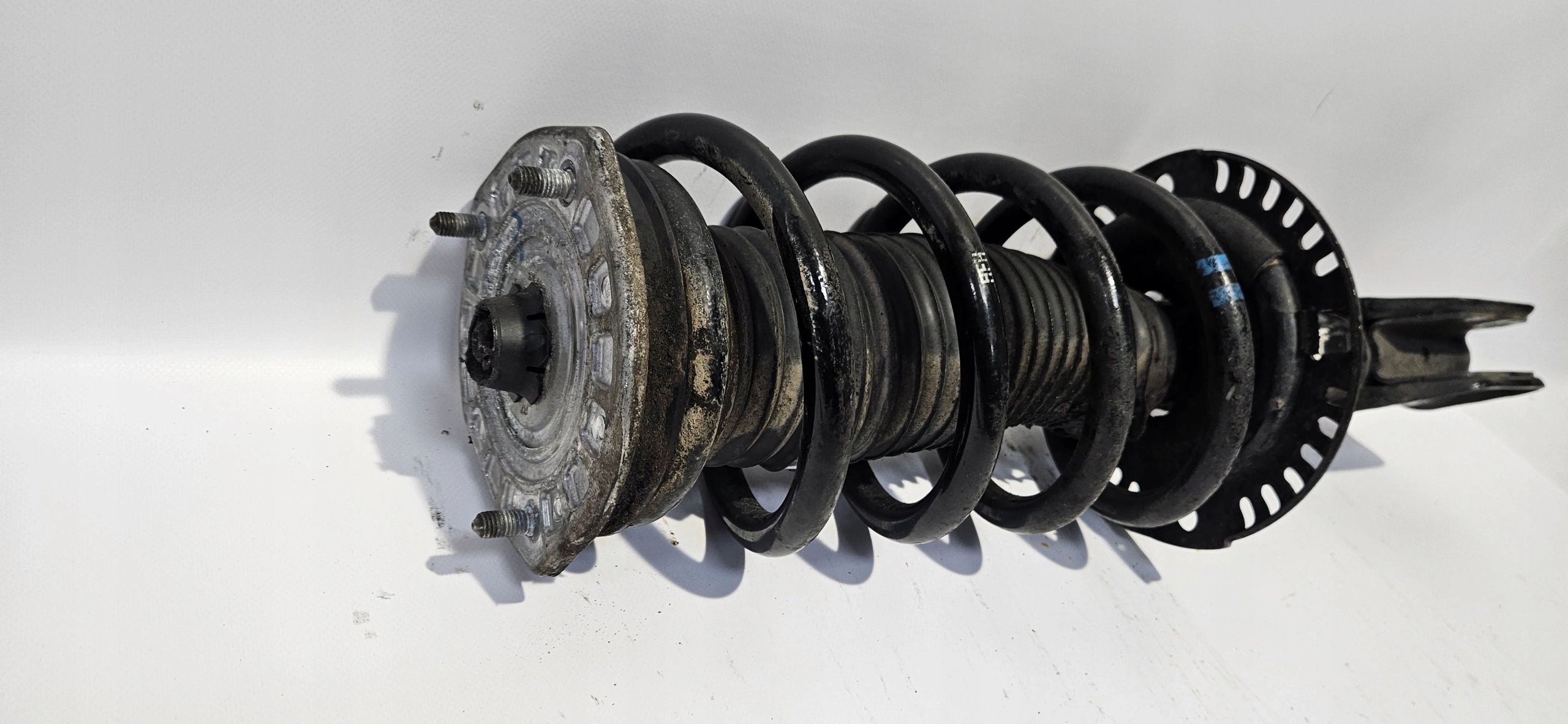 shock absorber left front VW CRAFTER II MAN TGE