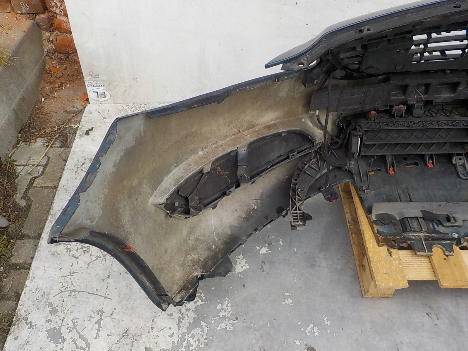 230 OPEL INSIGNIA A LIFT below PDC bumper front front