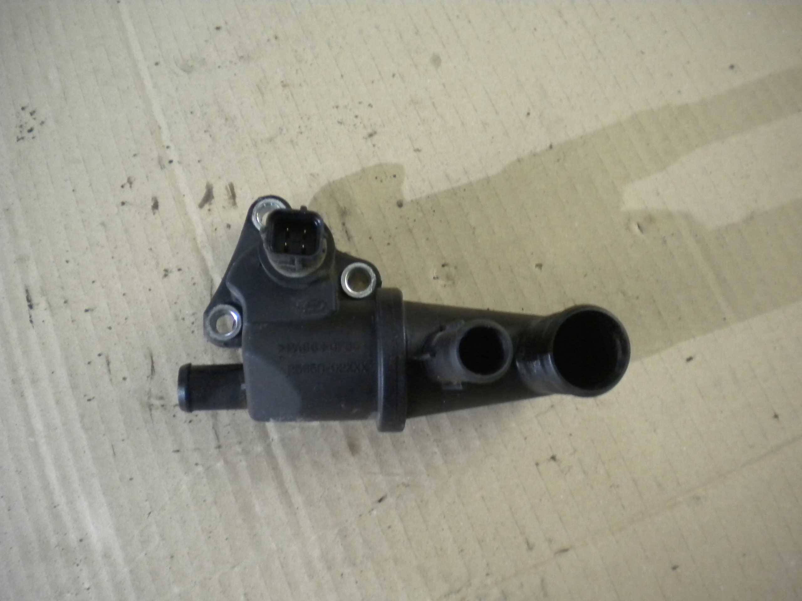 25650-02xxx - корпус термостата hyundai getz 1.1