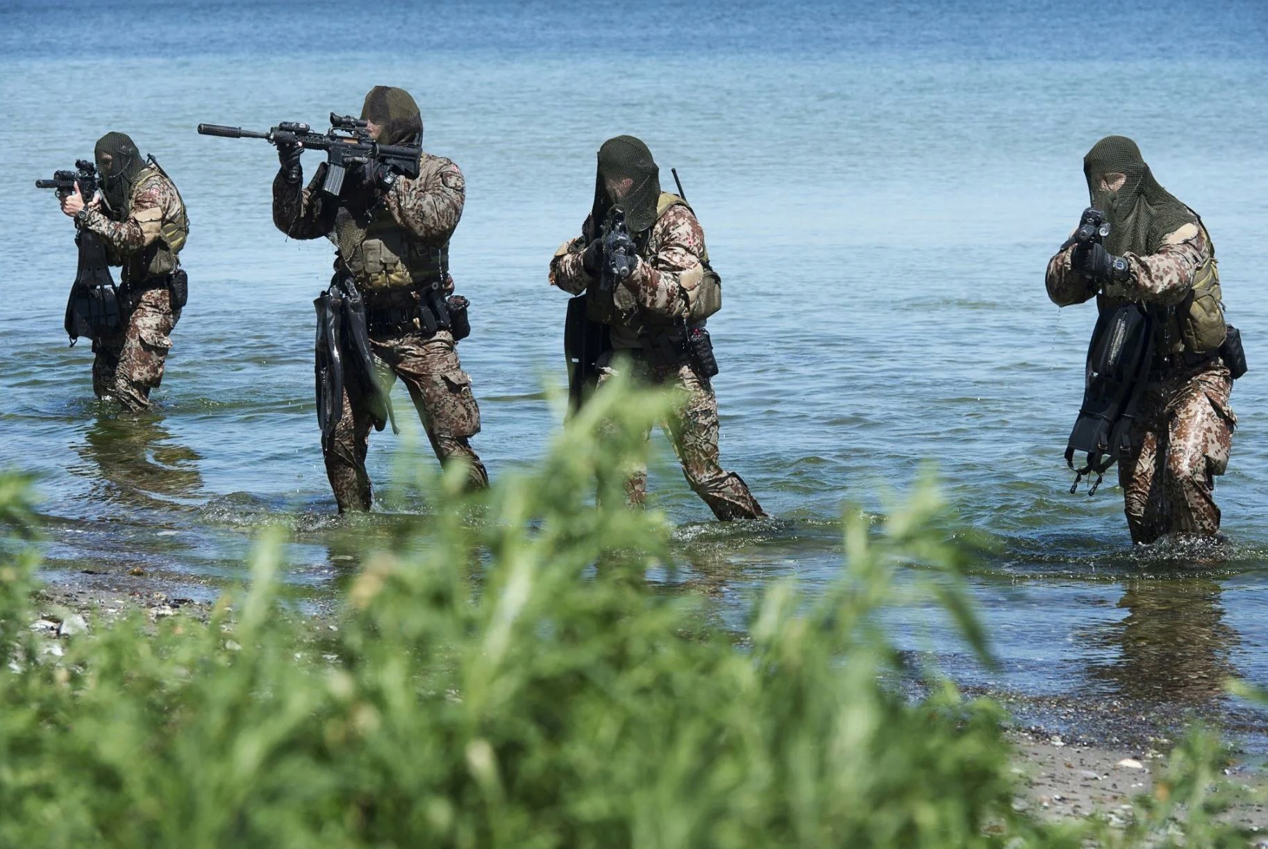 SIATKA MASKUJĄCA SZAL SNAJPERSKI CHUSTA M-TAC BAWEŁNA 180X80 ZIELONY OLIVE Odcień oliwkowy