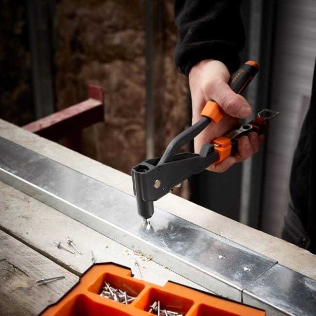 Nitownica do nitów aluminiowych Magnusson Zasilanie ręczne