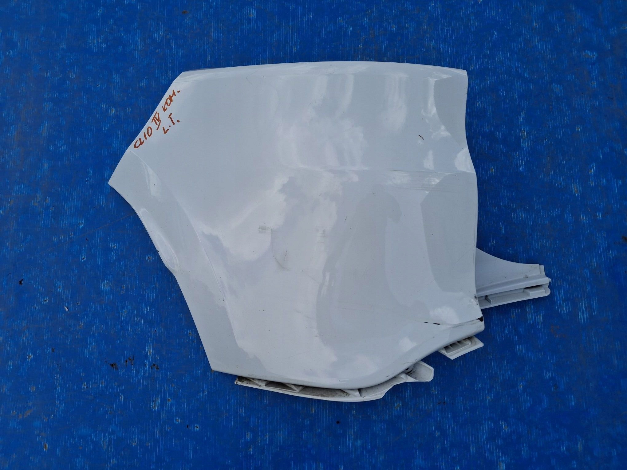 bumper rear corner left RENAULT CLIO IV KOMBI 2012R->