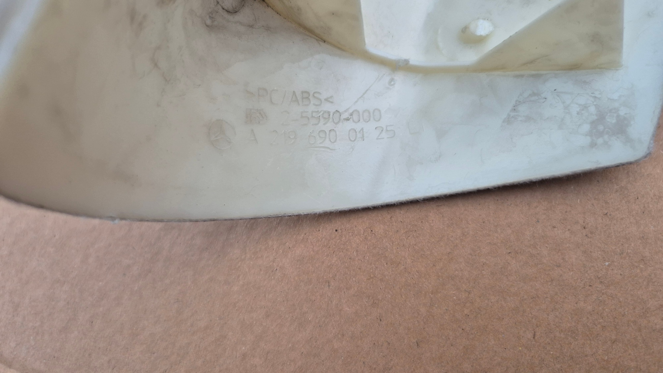 cover side pillar front front left grey 2196900125 MERCEDES W219