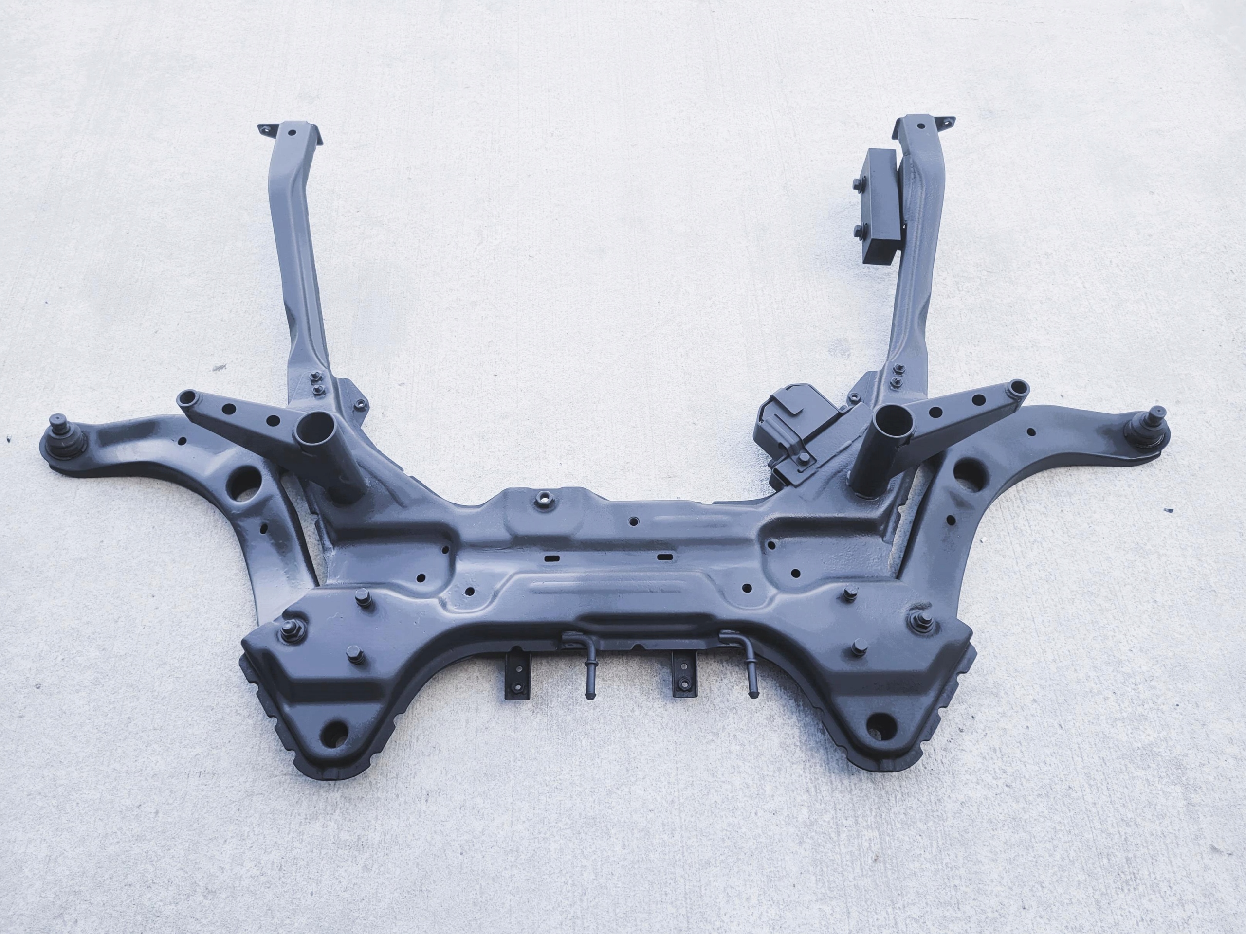 suspension beam axle beam subframe arm front front SSANGYONG TIVOLI 1.6 D