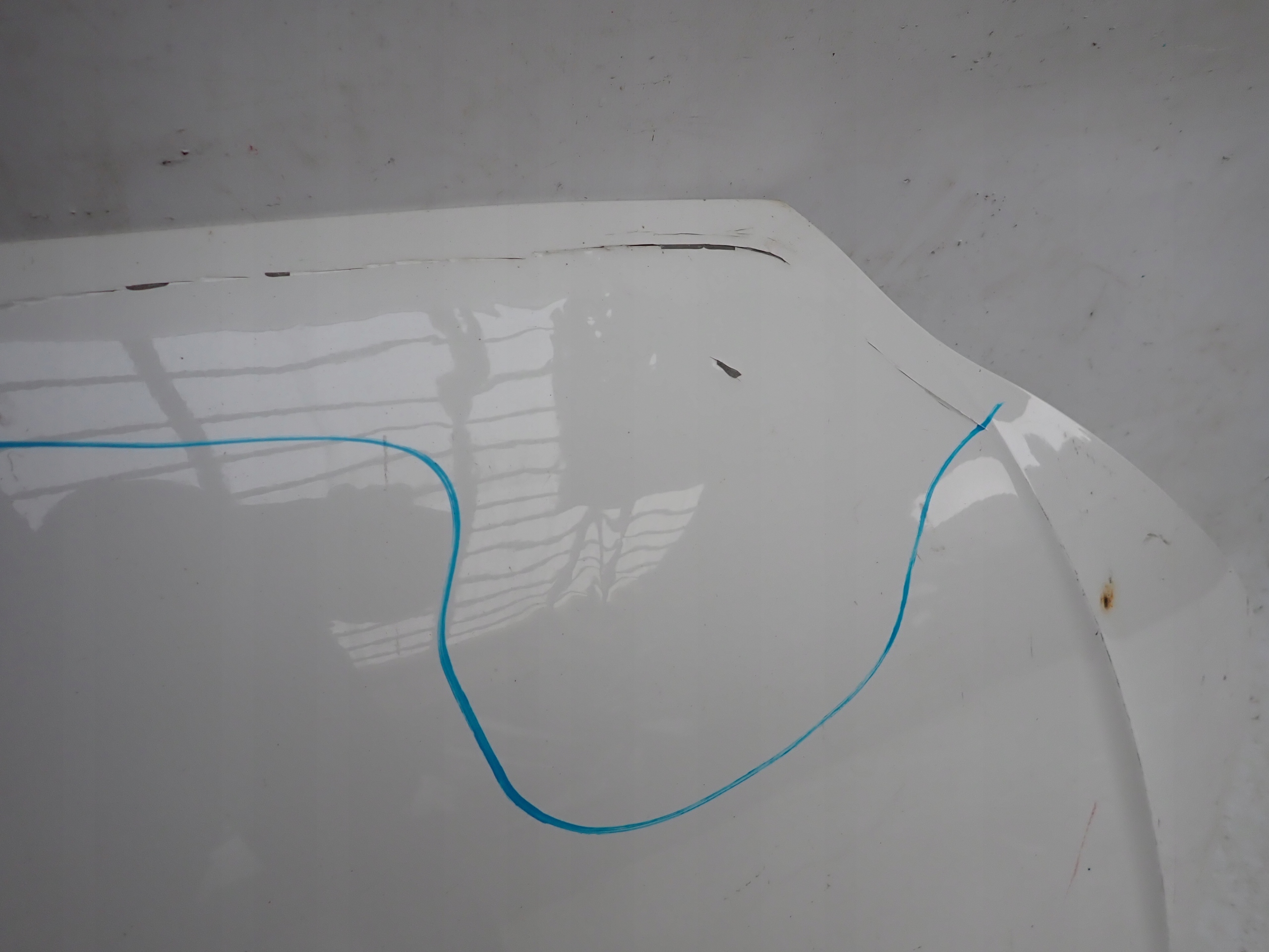 VW UP LIFT 16- Cofano