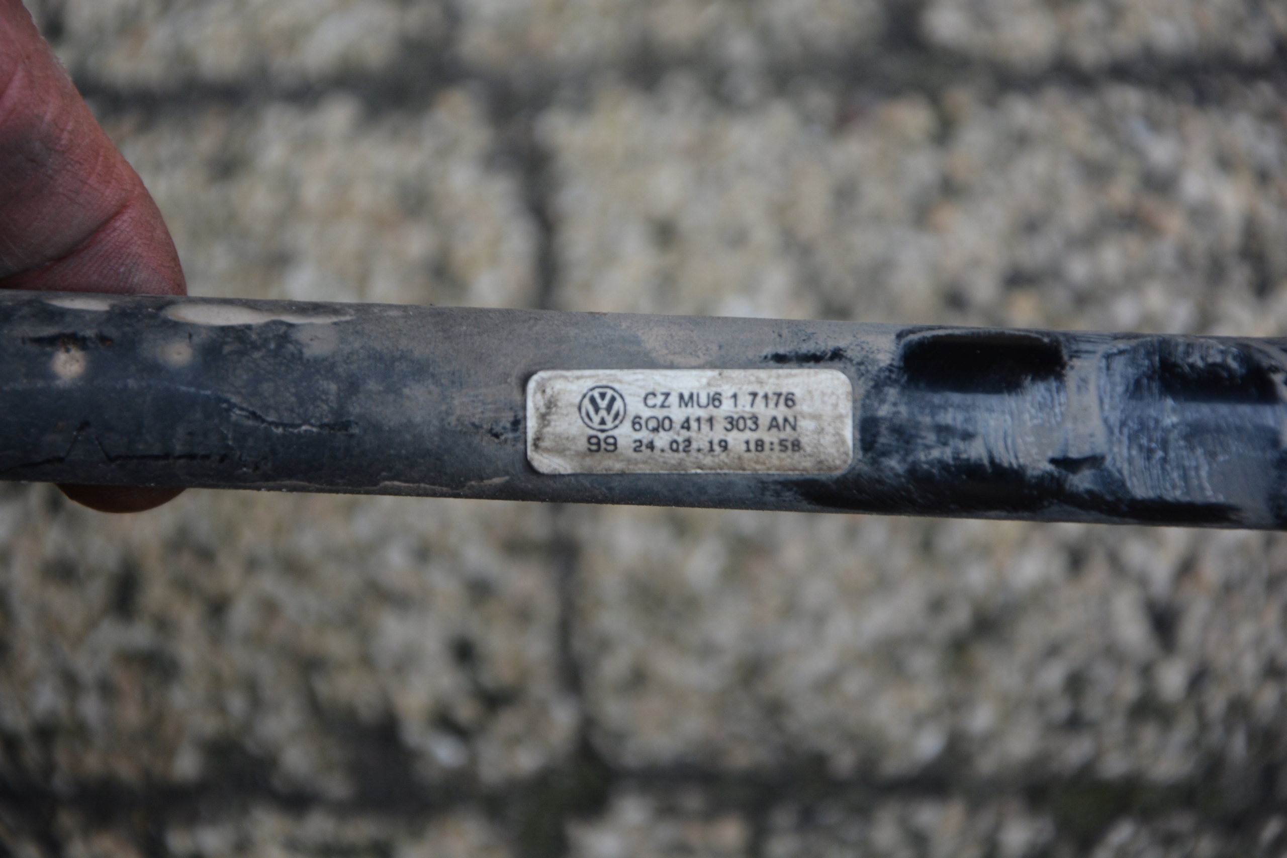 STABILIZATOR FABIA 3 6Q0411303AN