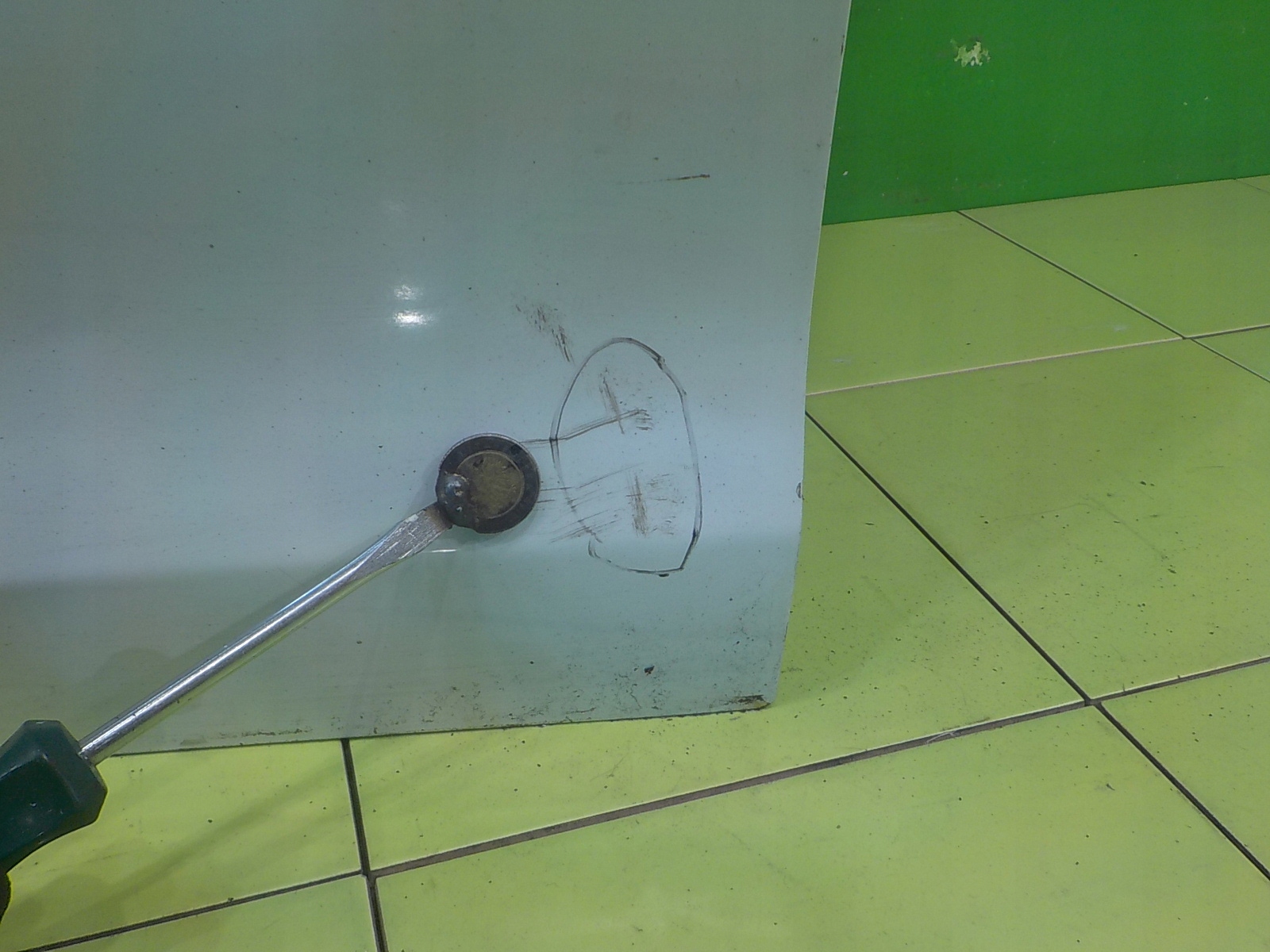 DACIA SANDERO II 1.2 B 14r 5D drzwi lewe przod Strona zabudowy przód - lewa