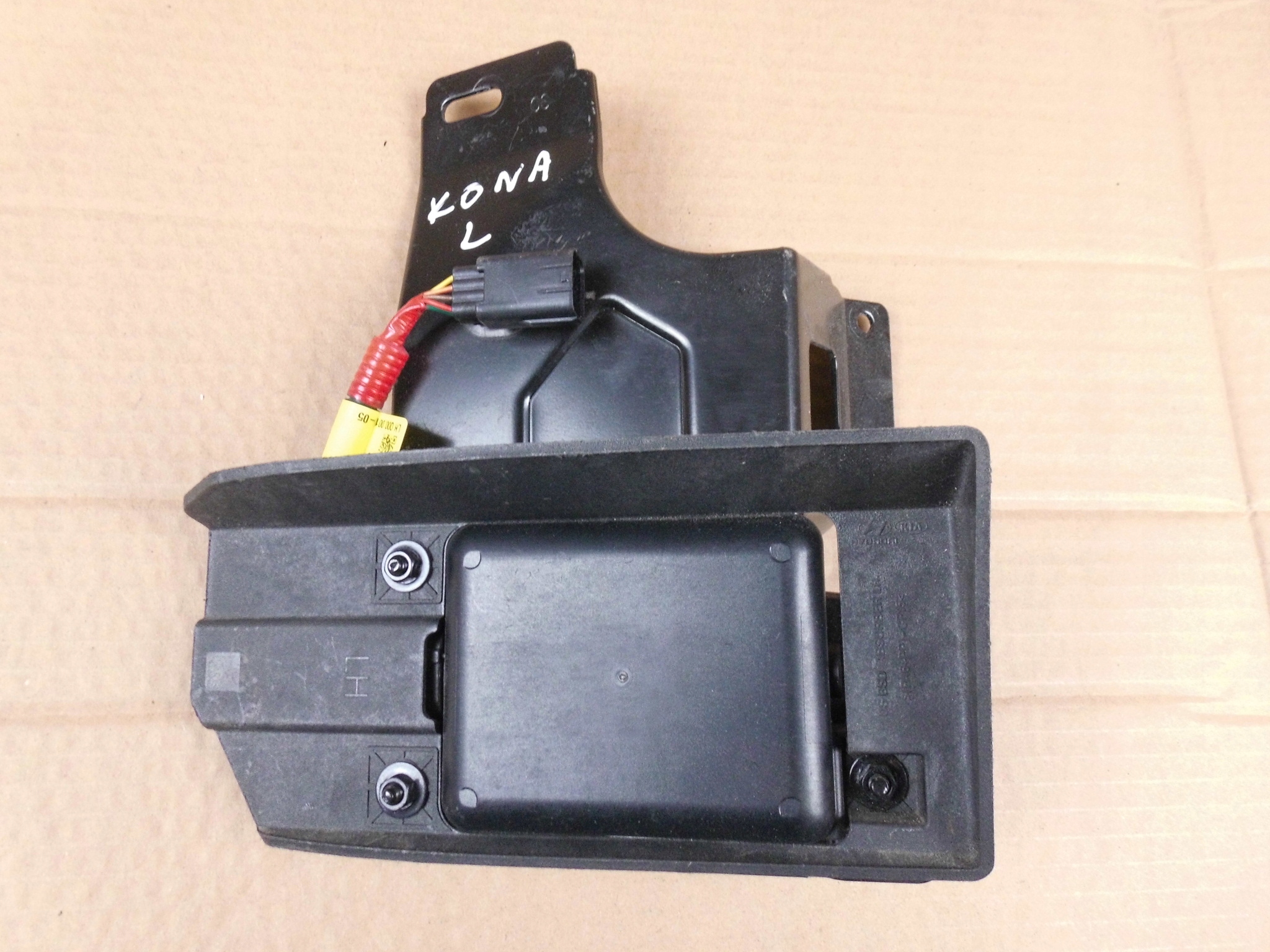 Hyundai Kona radar sensor stěny ruchu 99140-CM000