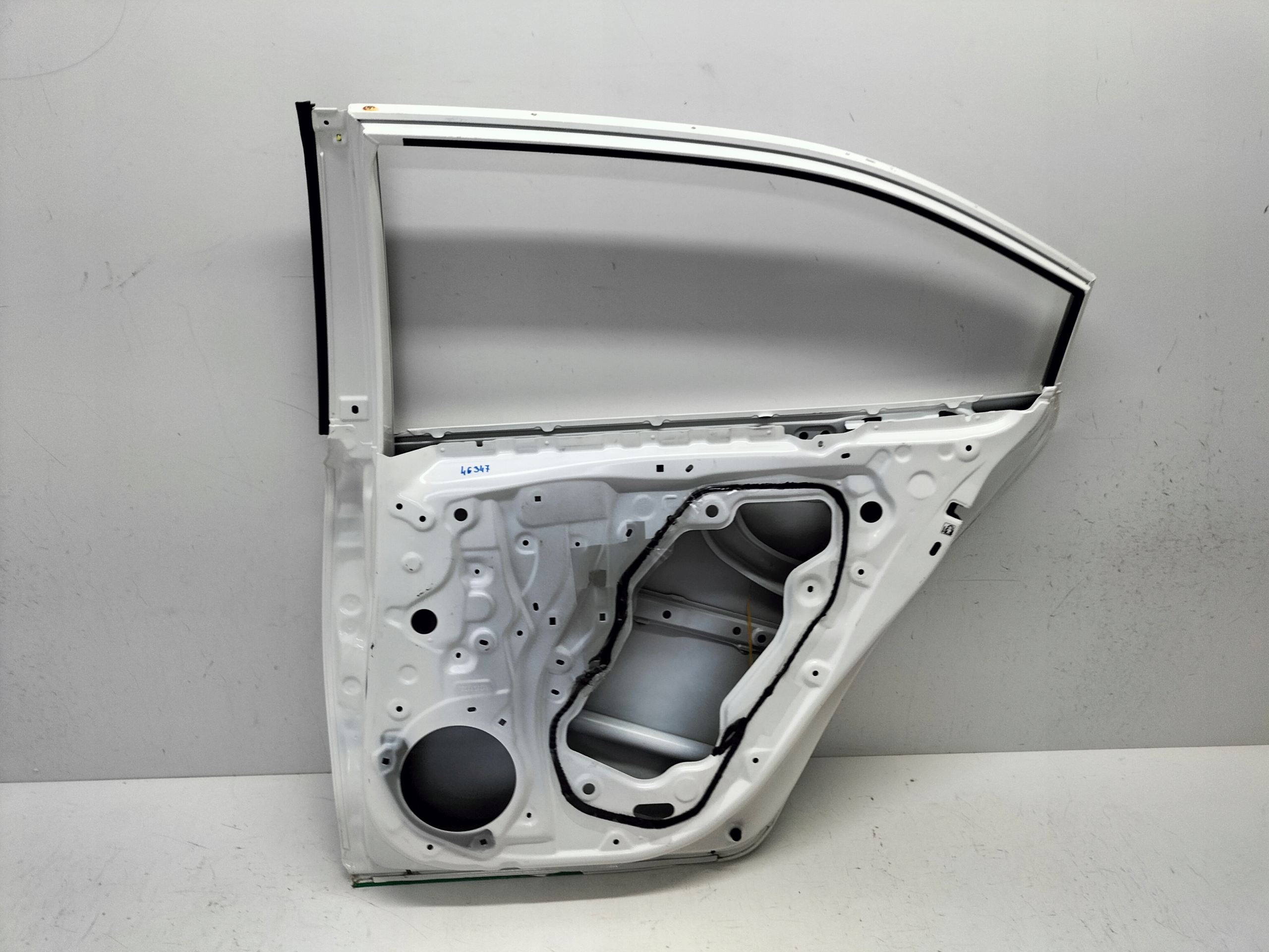 tür hinten heck rechts TOYOTA COROLLA E21 18- sedan