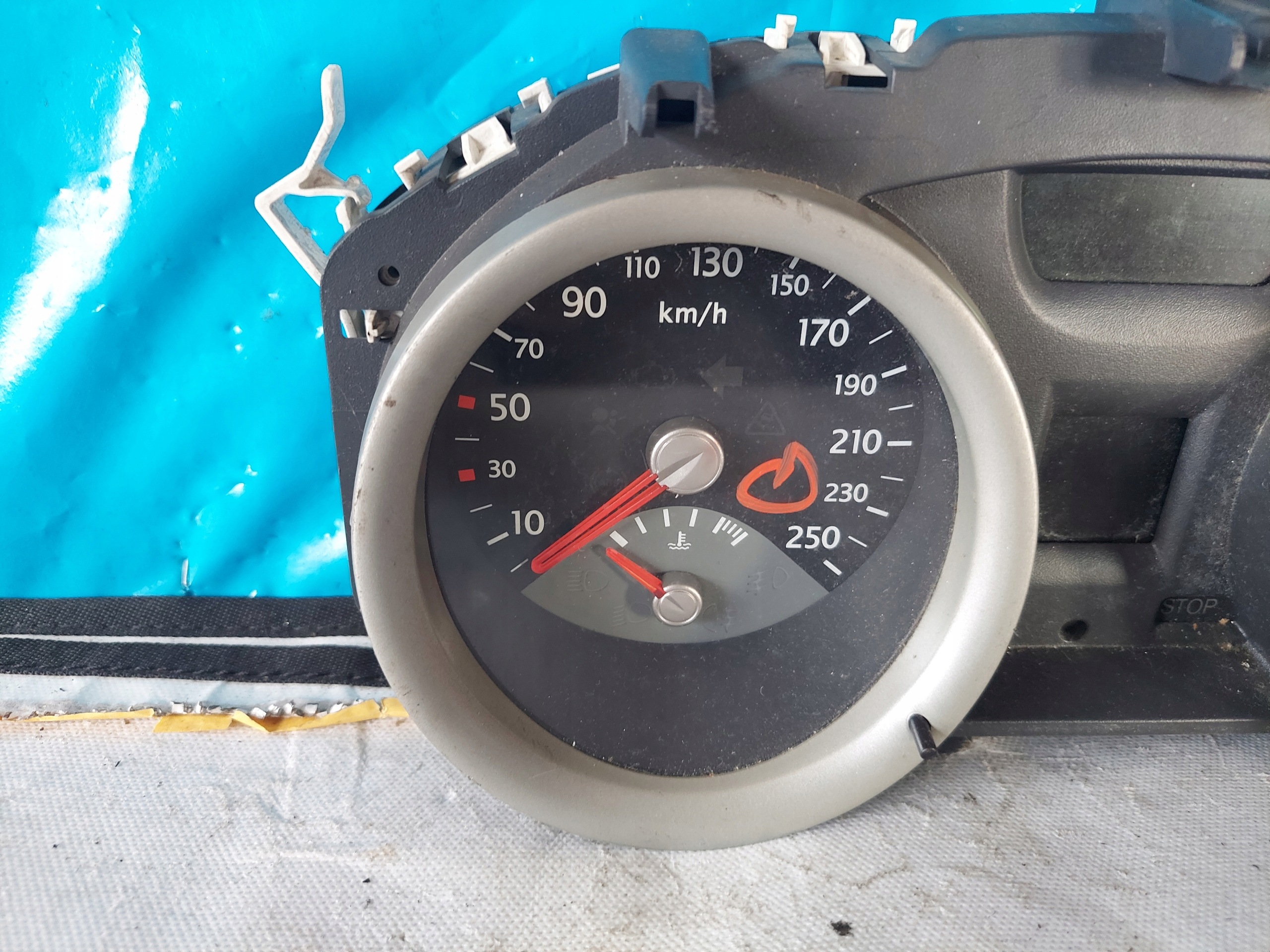 dials clock MEGANE II 1.4 16V 8200364023