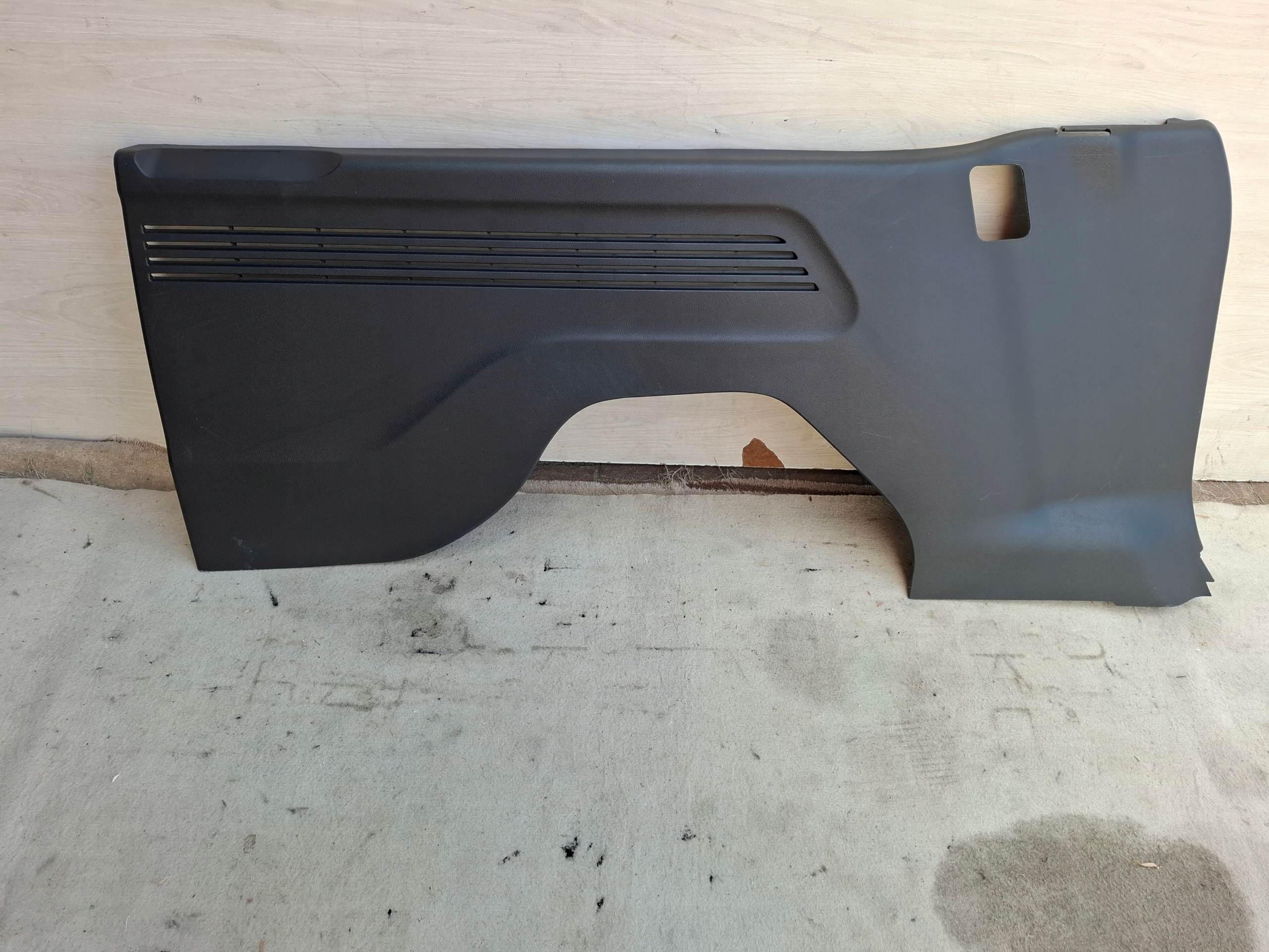 side upholstery boot left rear part PARTNER IV BERLINGO IV 24r