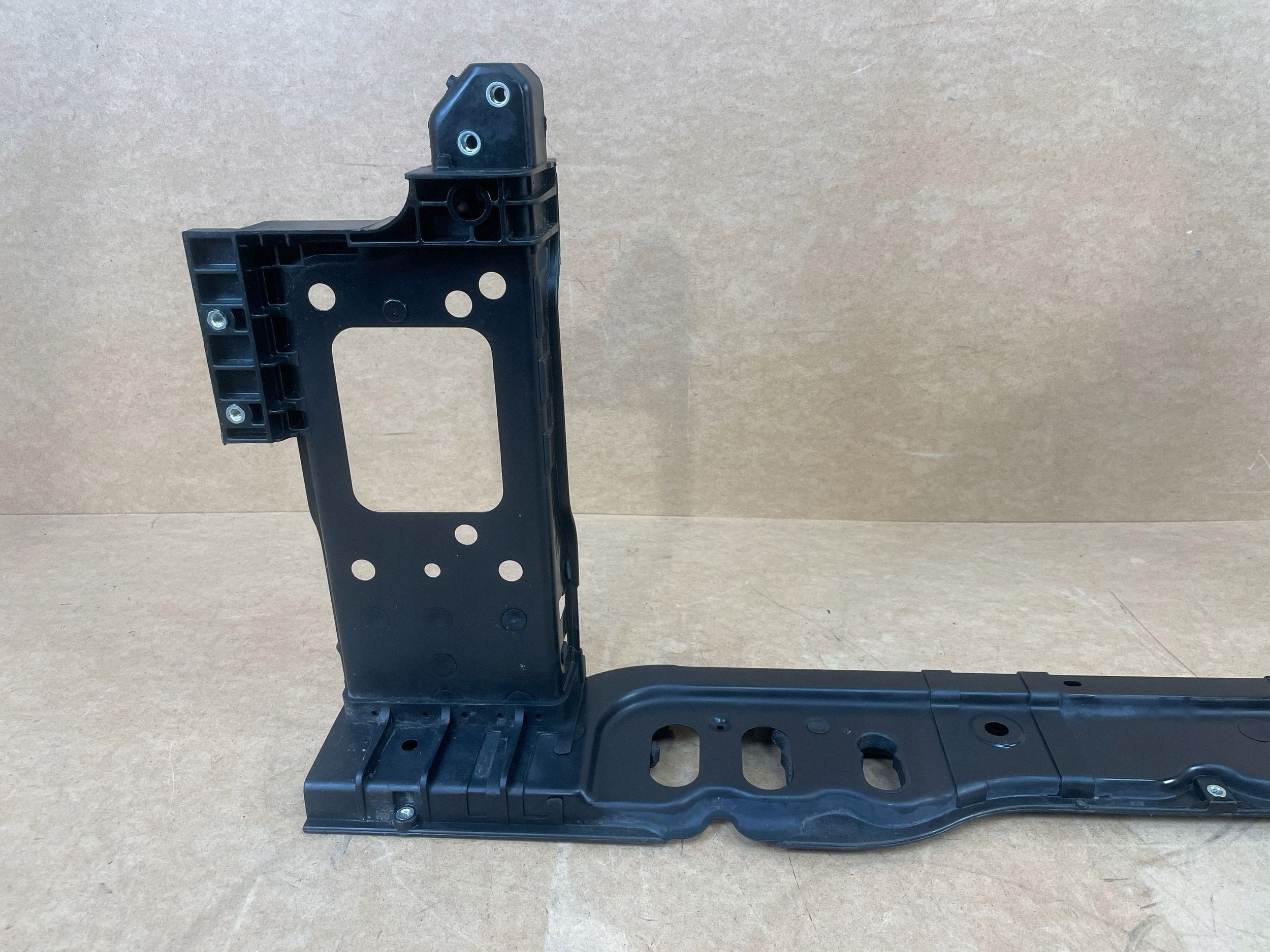 support panel for radiators pillar of radiators HYUNDAI I30 II 2 2012-2017 64101-A6000