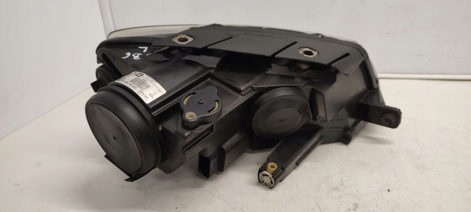 light front front left VW Passat B6 2,0 TDI kombi