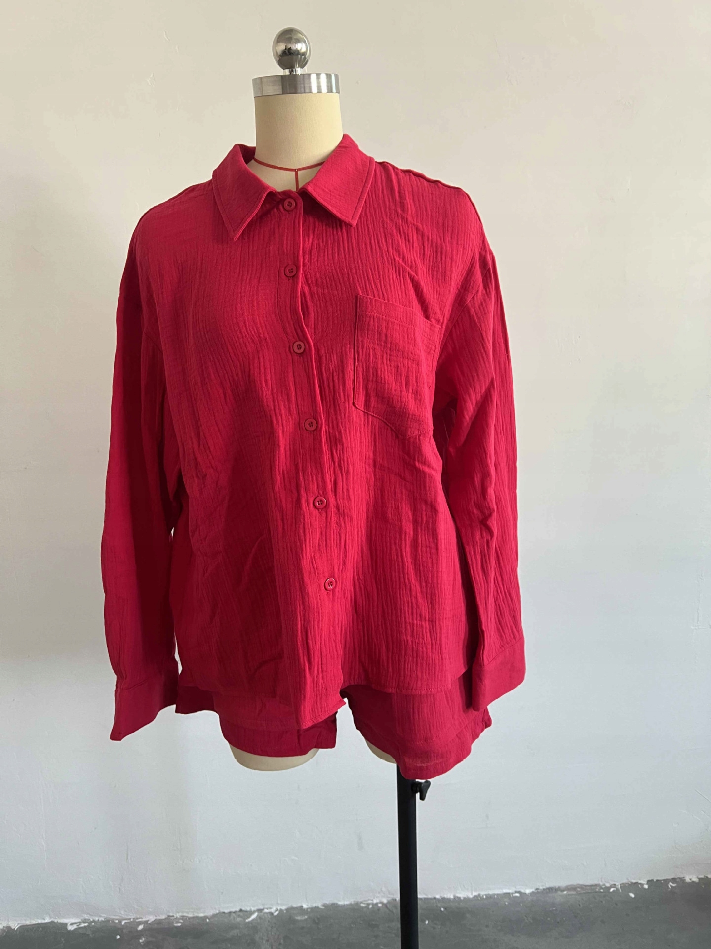 LETNI KOMPLET DAMSKI KOSZULA DŁUGI RĘKAW SPODENKI Wzór dominujący bez wzoru