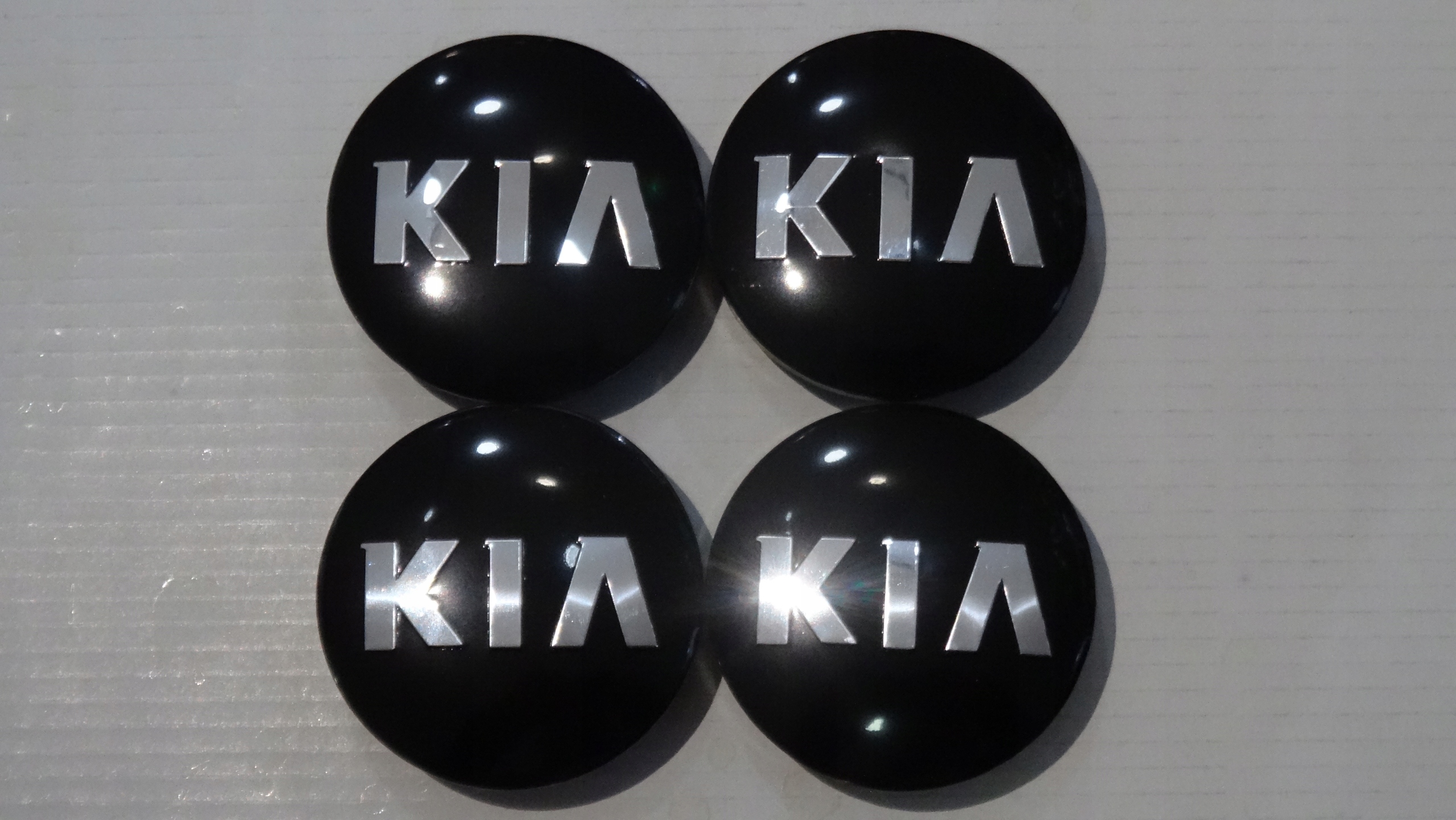 

4x Dekle dekielki emblemat na felgi Kia 56 mm cz N