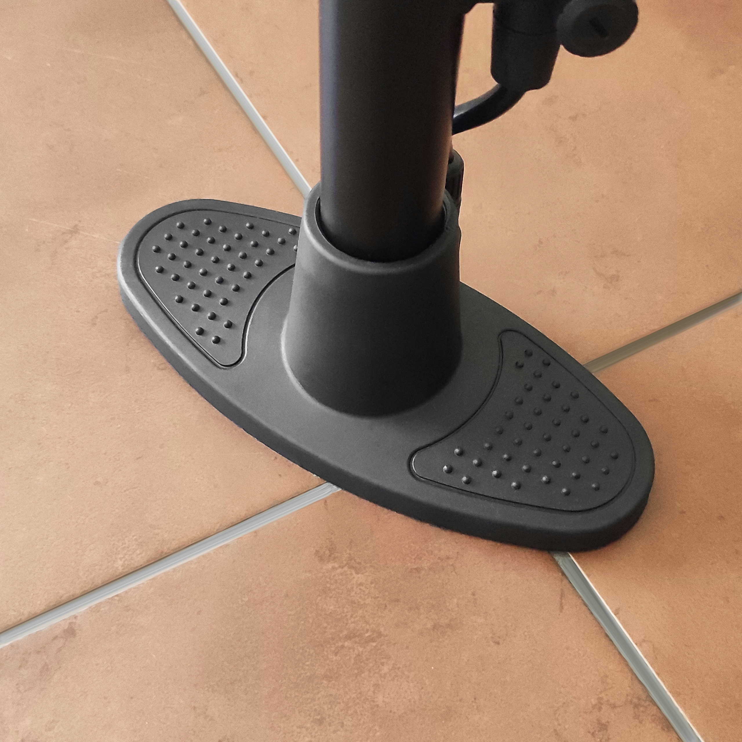 POMPKA RĘCZNA KOMPRESOR Z MANOMETREM SAMOCHODOWY DO MATERACA PIŁKI ROWERU Kod producenta MBG1908