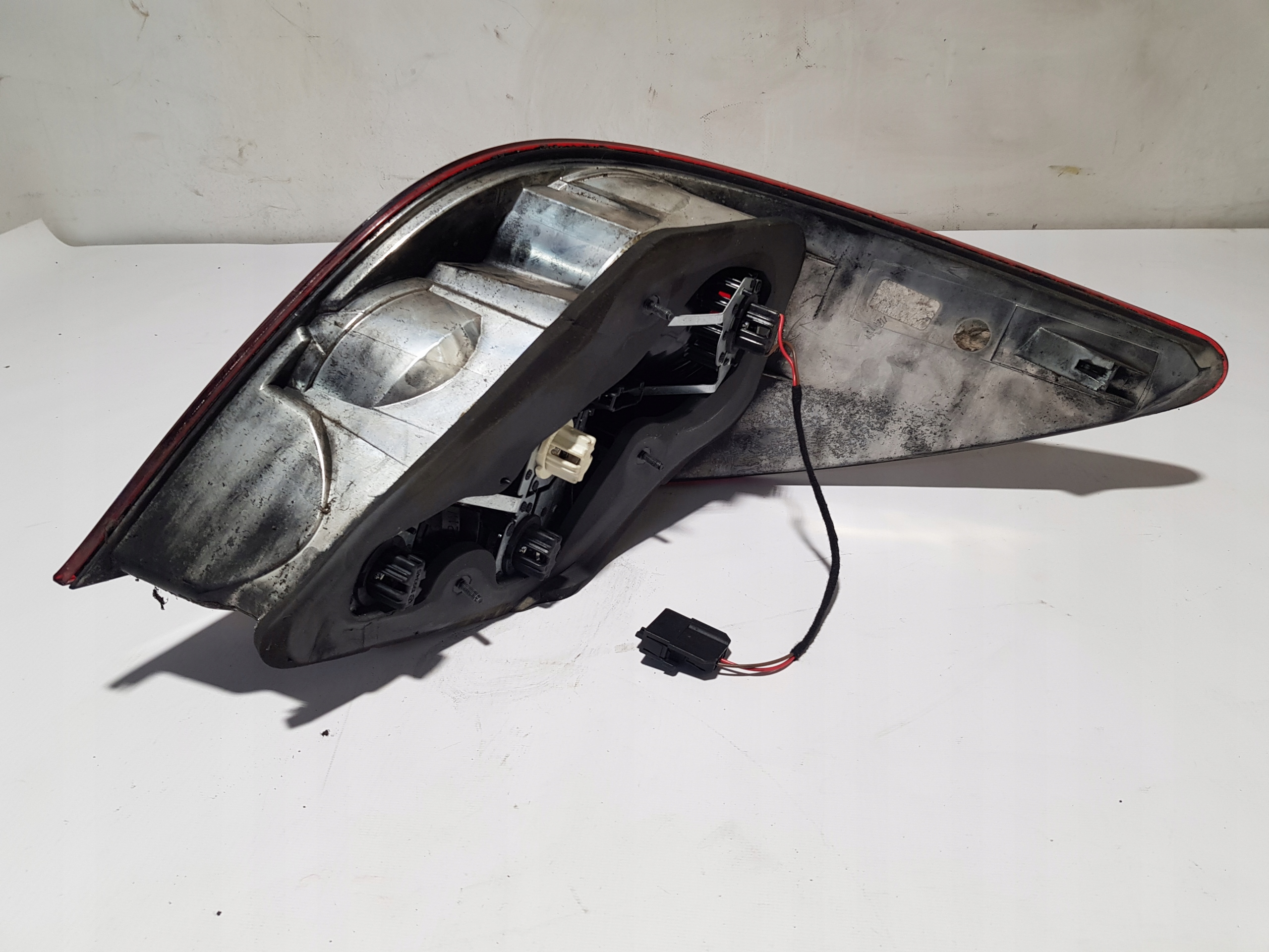 MERCEDES W251 left rear part light A2518200364