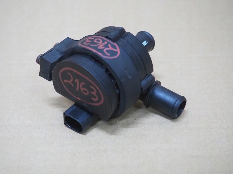 POMPA OBIEGU WODY CIECZY DODATKOWA RENAULT