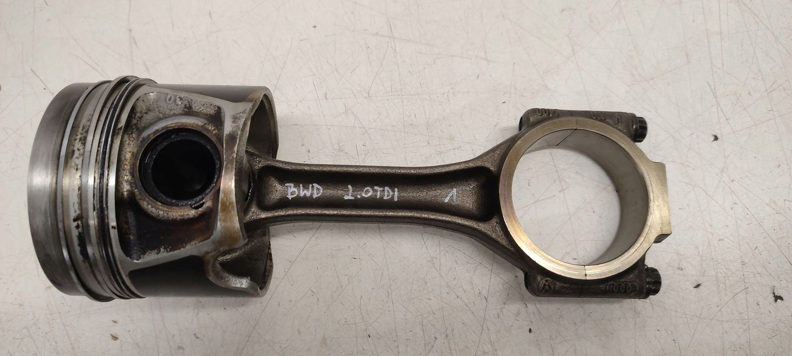 piston connecting rod VW 2,0 TDI BWD