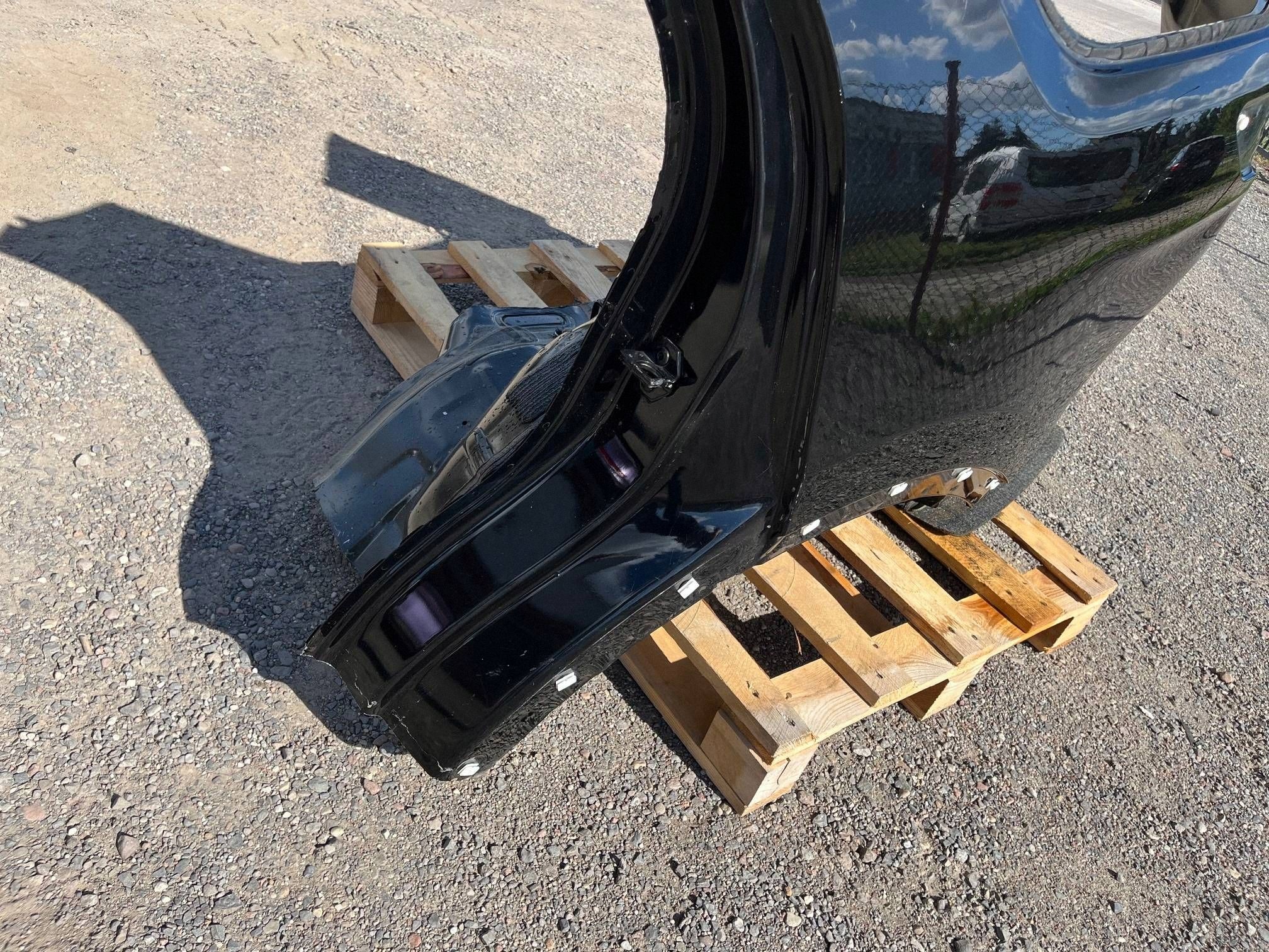 quarter rear left fender left rear part rear Ford Explorer V 2011-2019