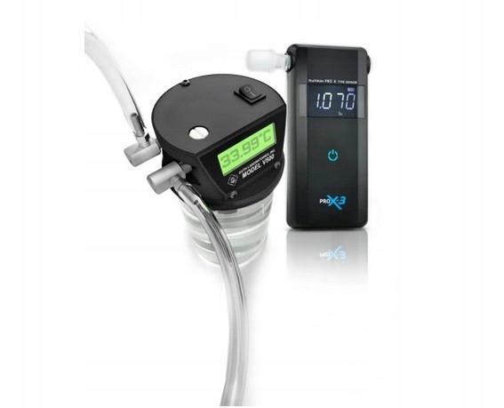 ALKOMAT ELEKTROCHEMICZNY PRO X-3 Z DARMOWĄ KALIBRACJĄ PRZEZ 24 MIESIĄCE Rodzaj baterii baterie AAA