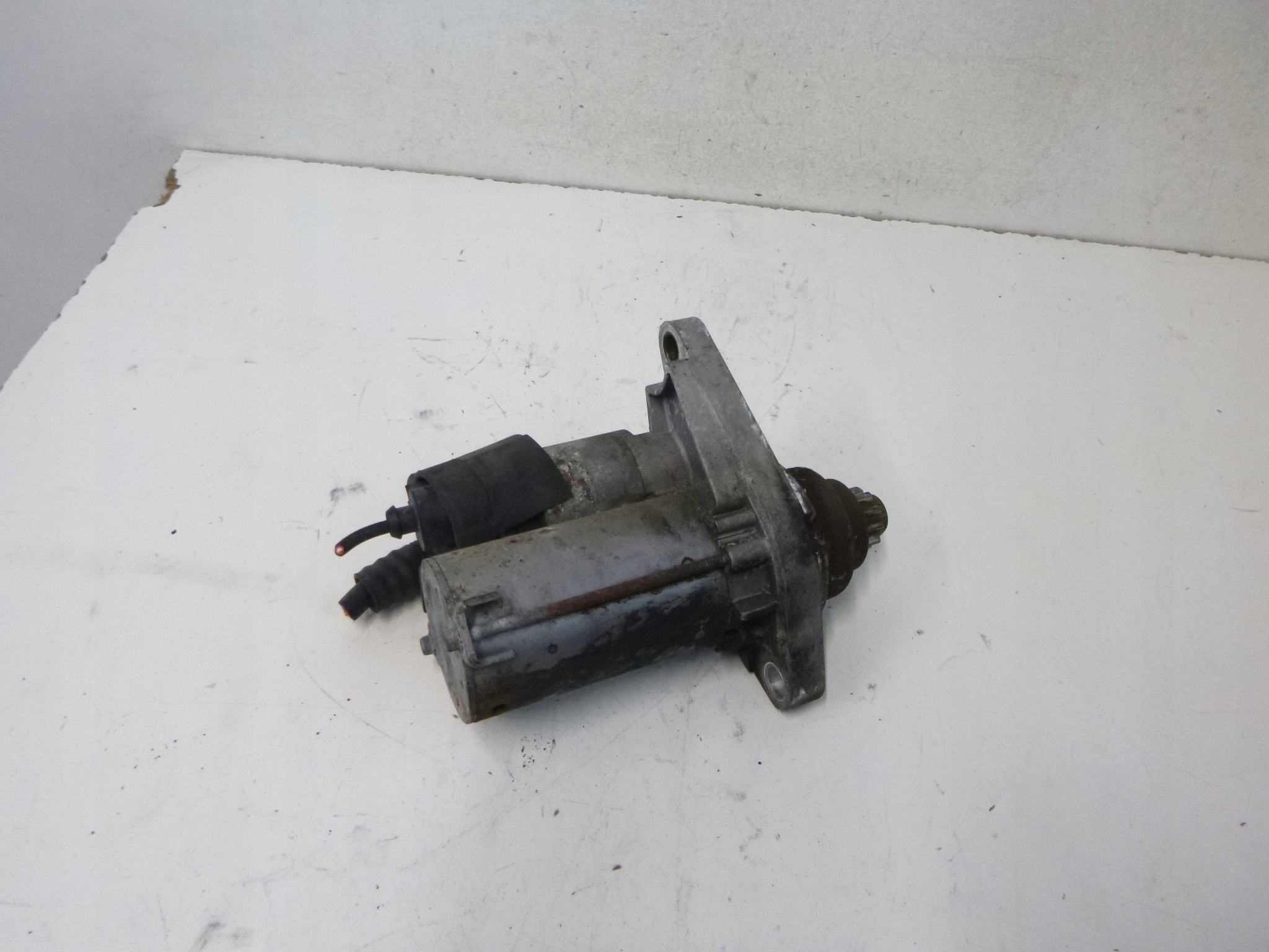 starter Volkswagen Golf V 5 1.4 16v 10 zebow