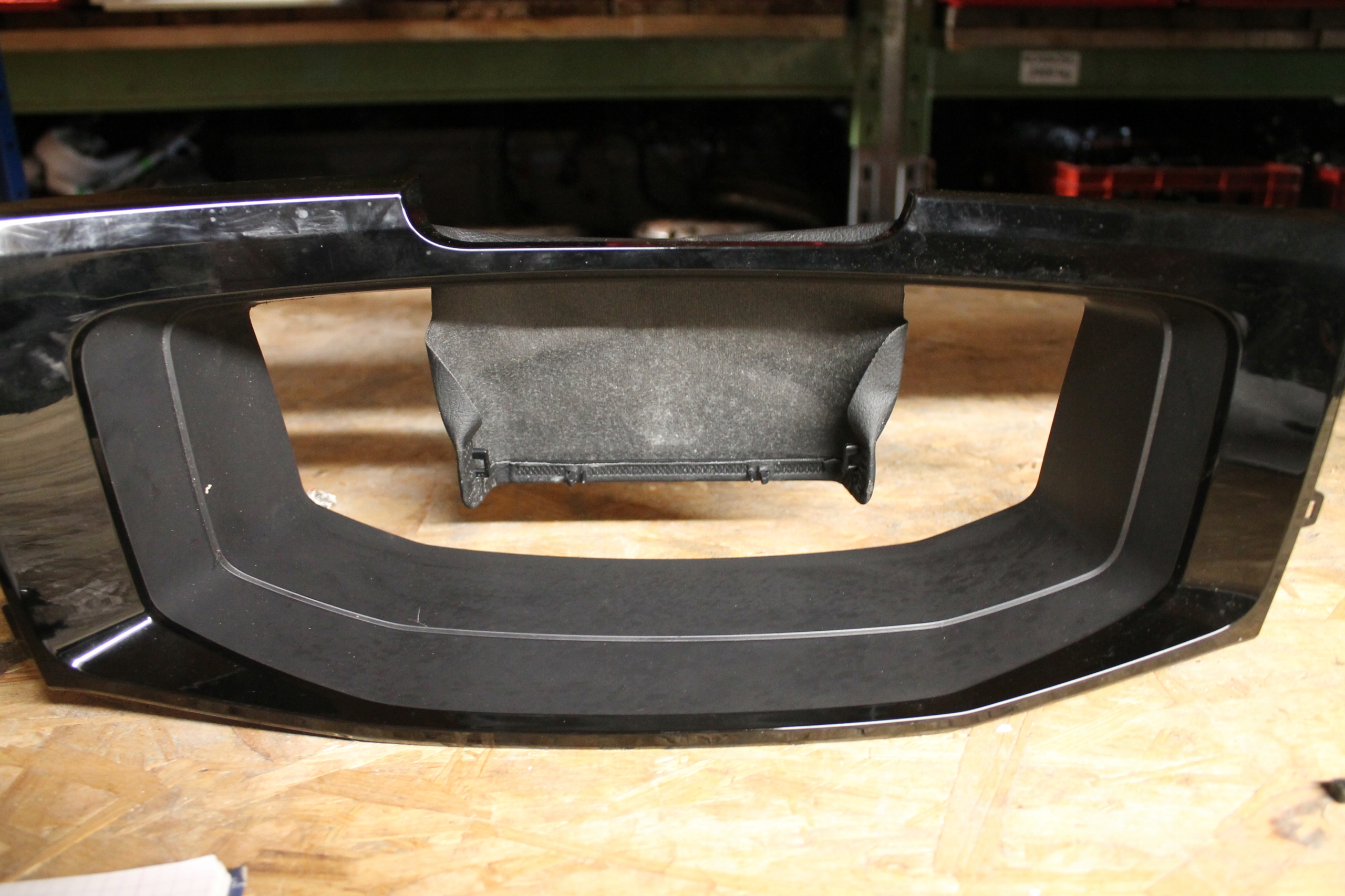 obal rám budíkov VW T6 7E5857053D