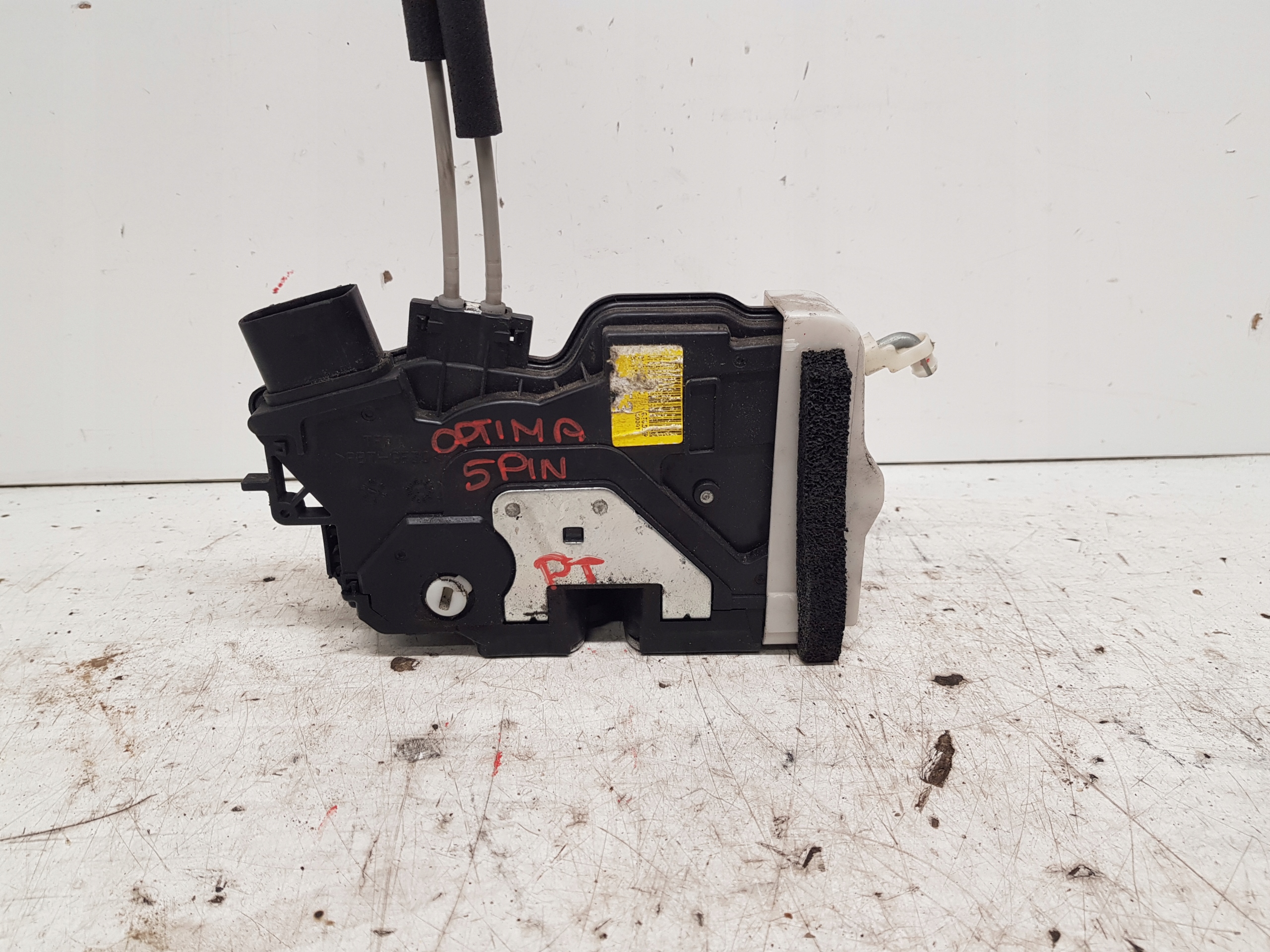 KIA OPTIMA lock door right rear part 5 PIN 2013
