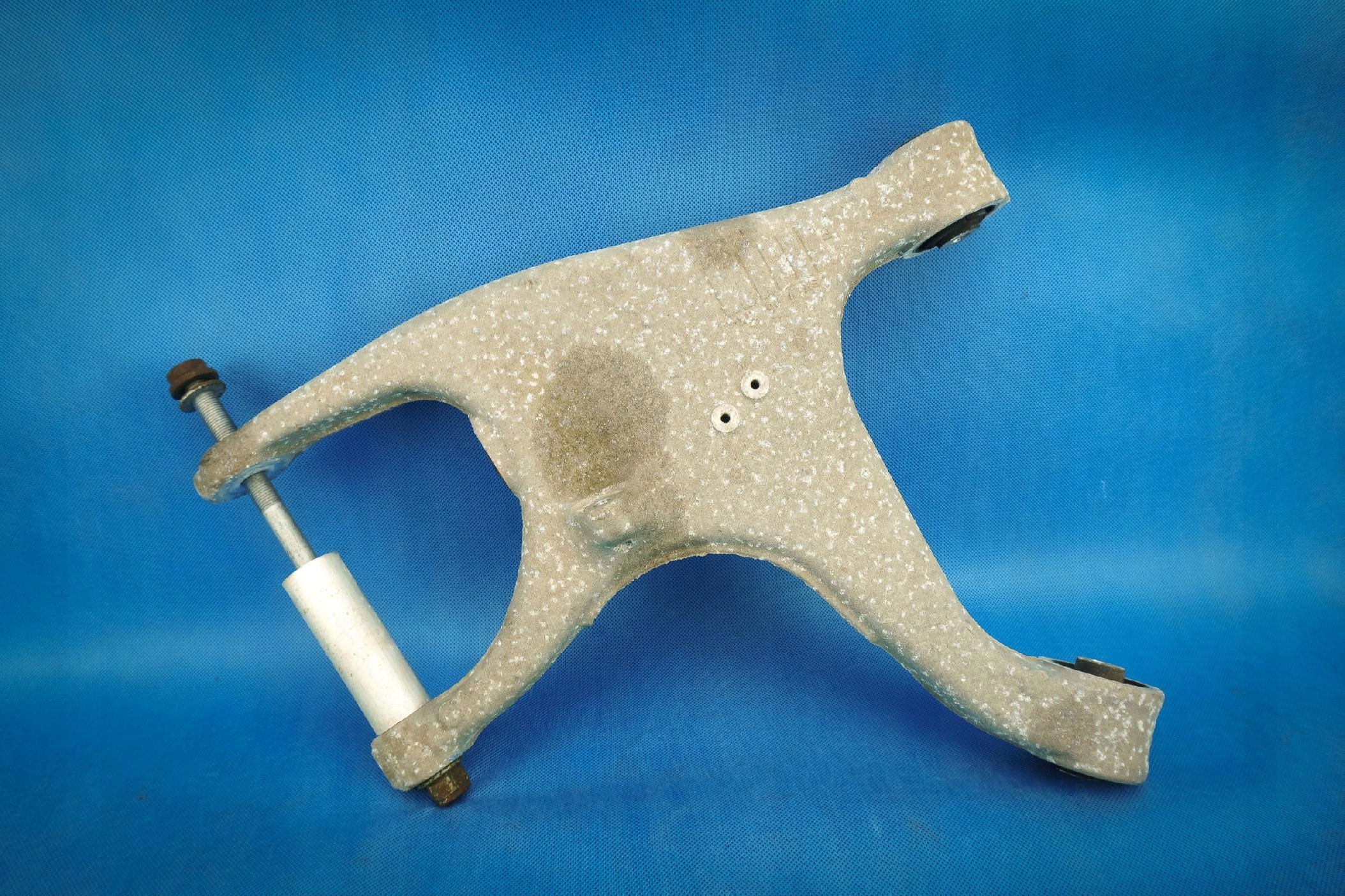 Querlenker wzdluzny hinten Audi A4 RS4 8K A5 8K0505312J