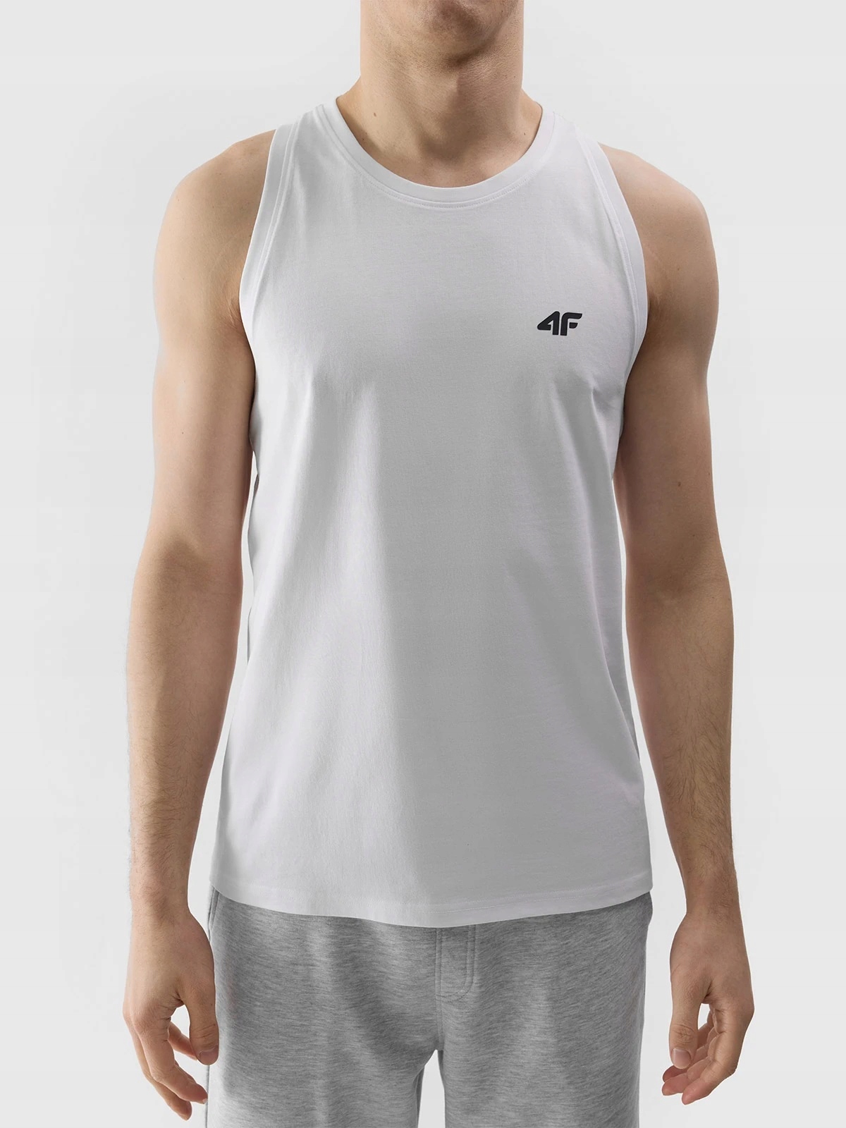 4F KOSZULKA MĘSKA BEZ RĘKAWÓW BOKSERKA TSLEM076 BIAŁA 3XL Kolor dominujący czarny