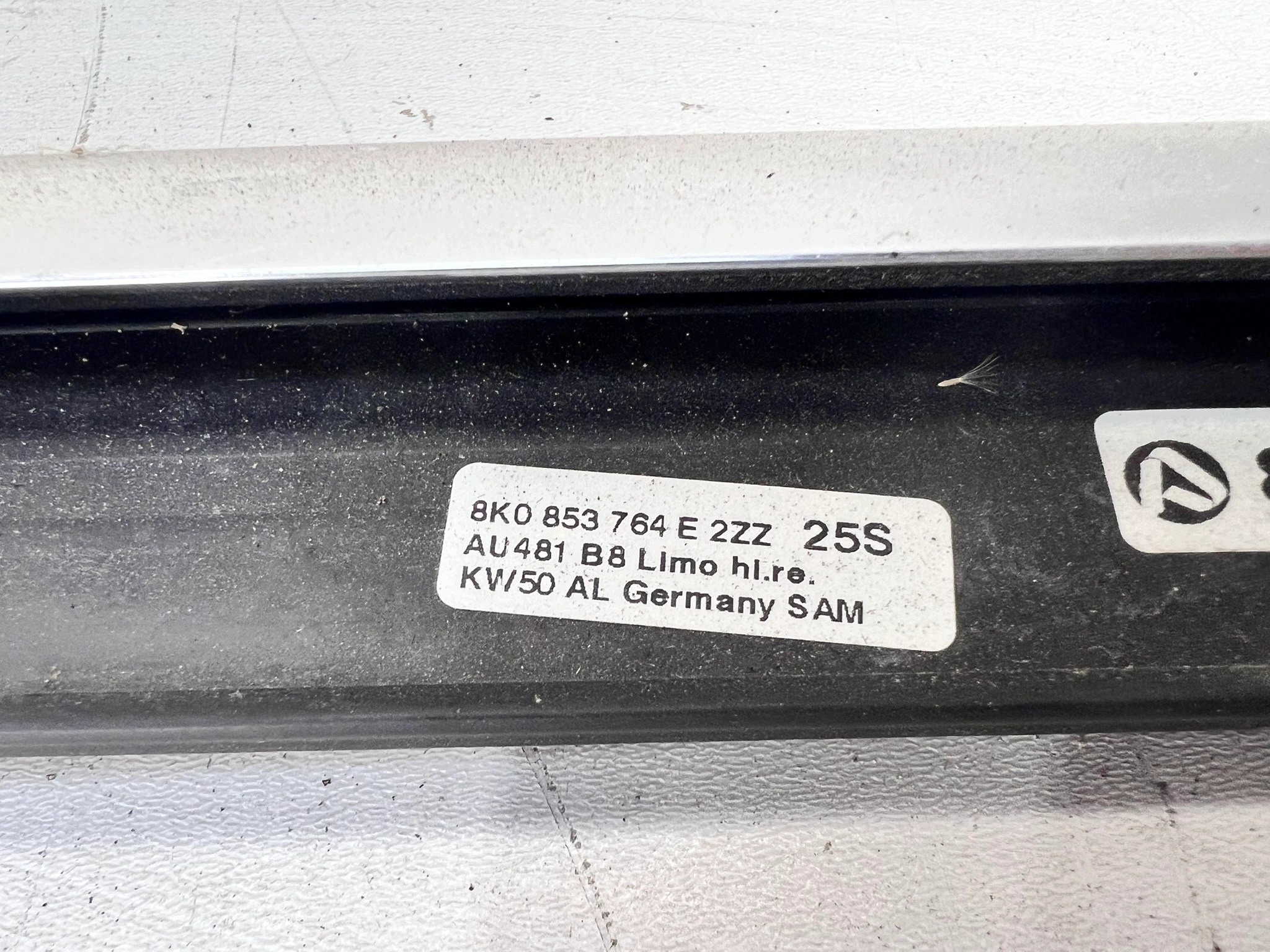 moulding CHROM door windows AUDI A4 B8 P T 8K0853764E 1/26