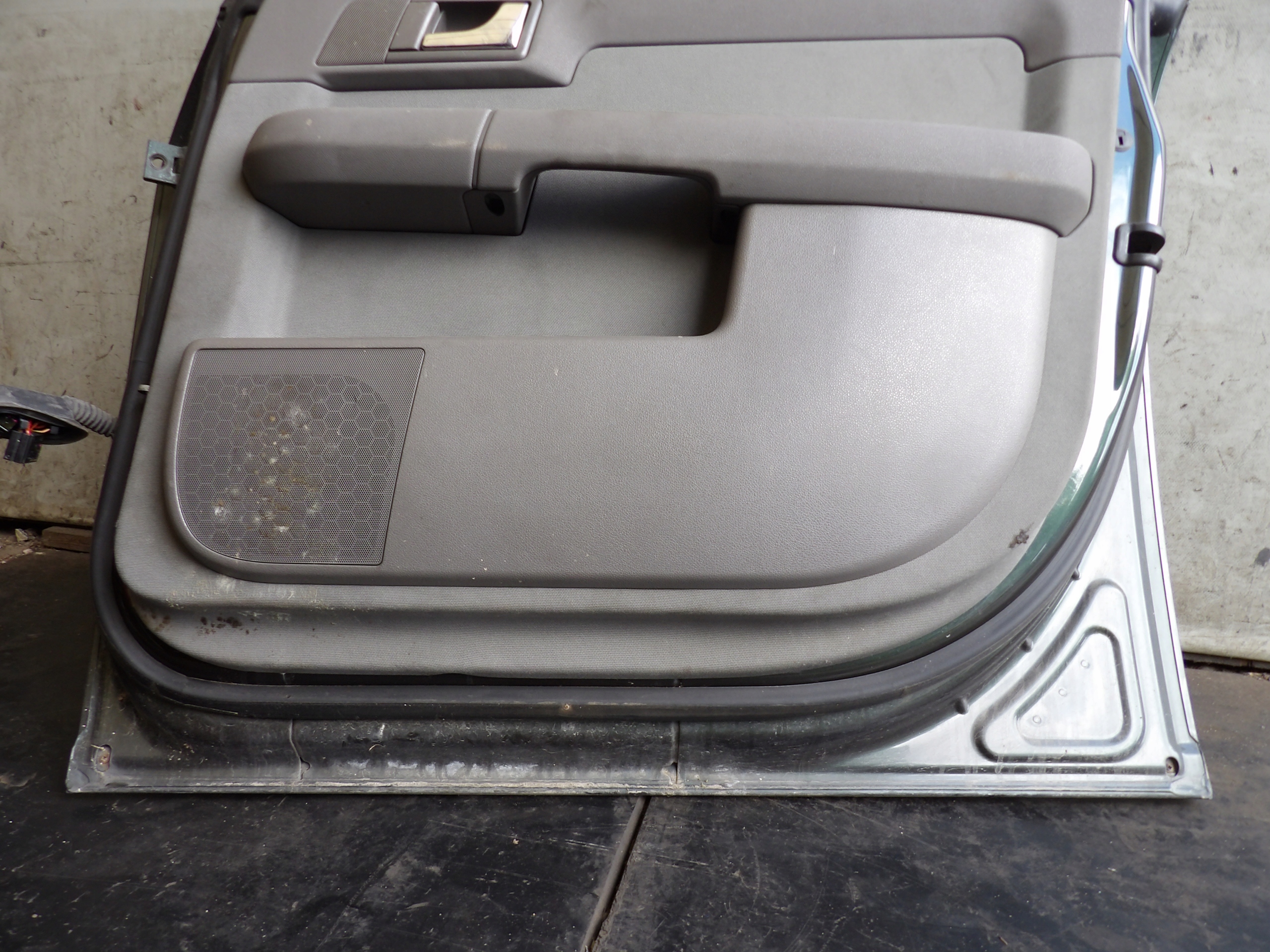 Audi A2 door front right lak. LZ6S