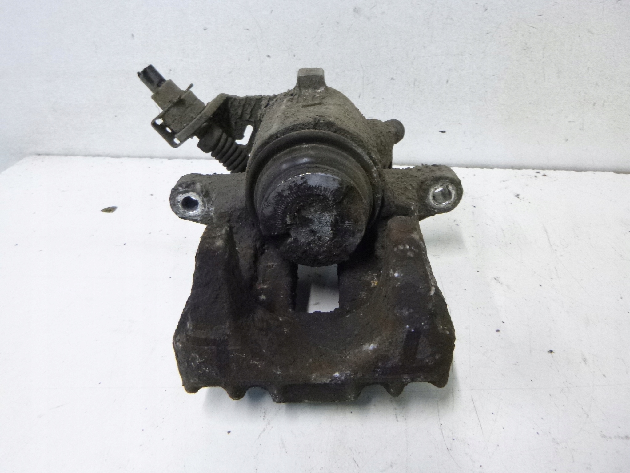 caliper brake rear part Volkswagen Golf IV 1.6 01r.