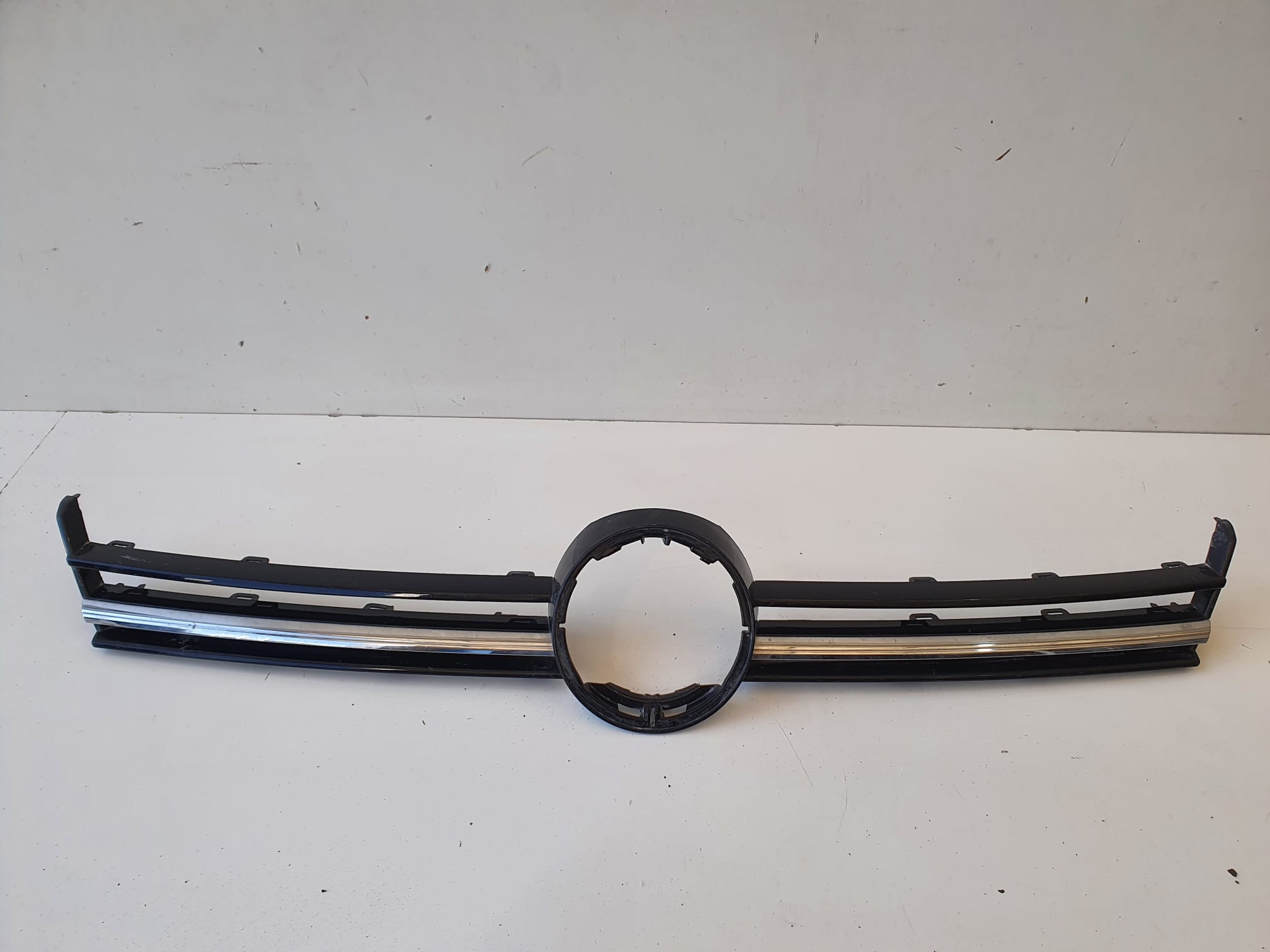 volkswagen oe 5G0853655L 0 решетка радиатора