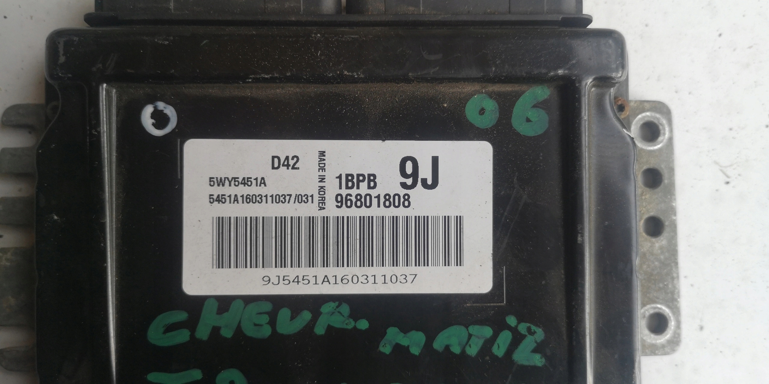 CHEVROLET SPARK MATIZ computer ECU 96801808 5WY545