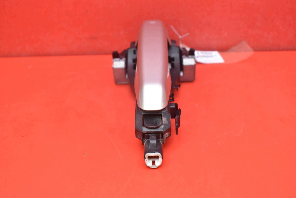 handle left front front LRC995 BJ32-224N03 RANGE ROVER 4 IV L405 12-17